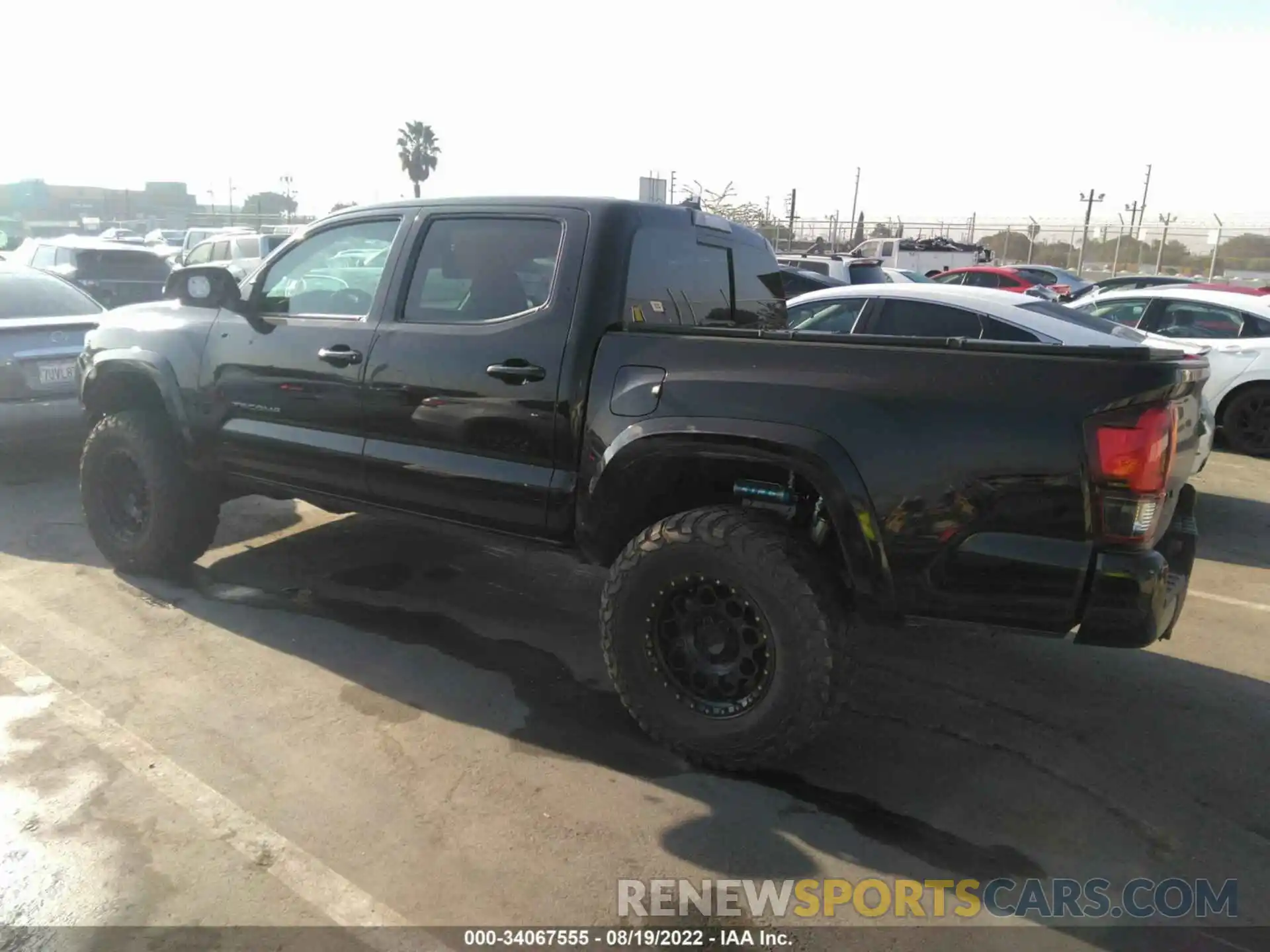 3 Photograph of a damaged car 3TMCZ5AN5MM442530 TOYOTA TACOMA 4WD 2021