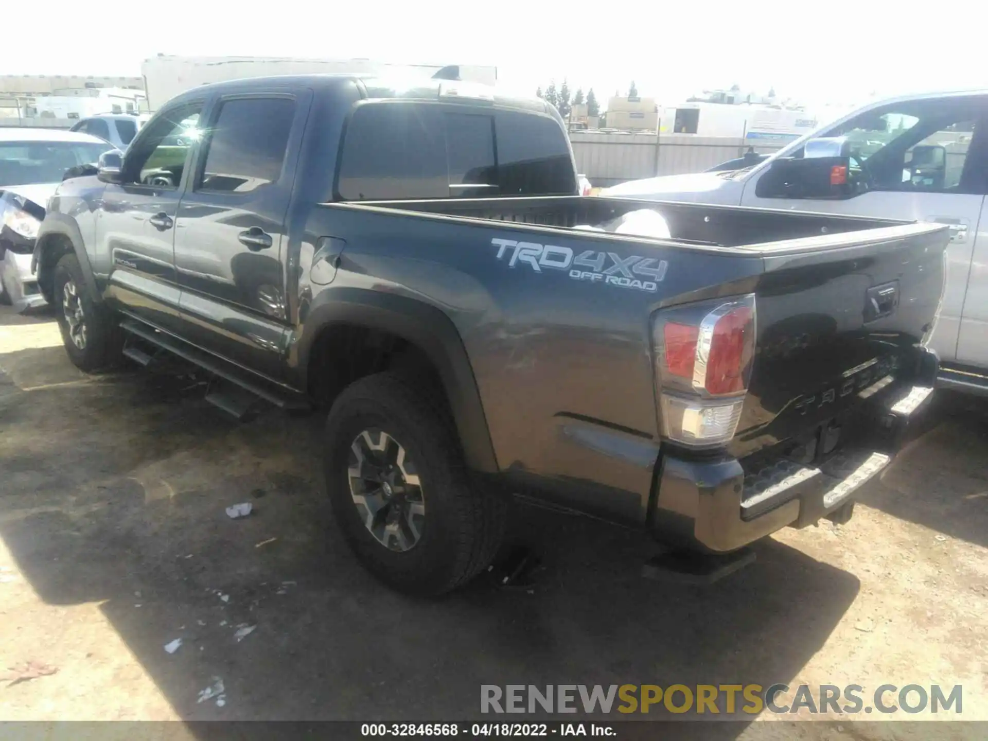 3 Photograph of a damaged car 3TMCZ5AN5MM447923 TOYOTA TACOMA 4WD 2021