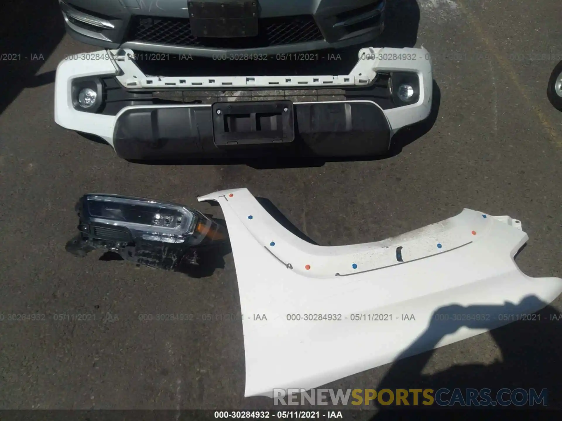 12 Photograph of a damaged car 3TMCZ5AN6MM371564 TOYOTA TACOMA 4WD 2021