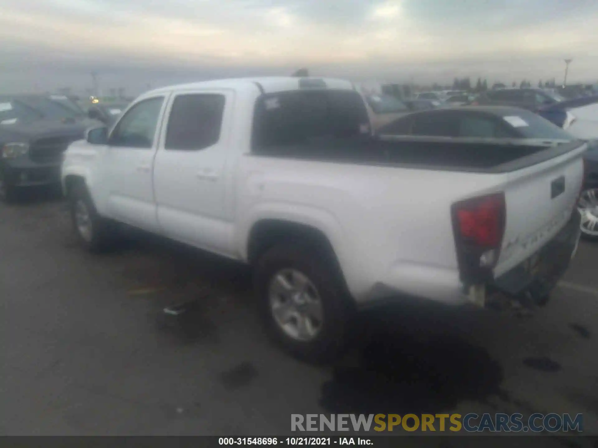 3 Photograph of a damaged car 3TMCZ5AN6MM376991 TOYOTA TACOMA 4WD 2021