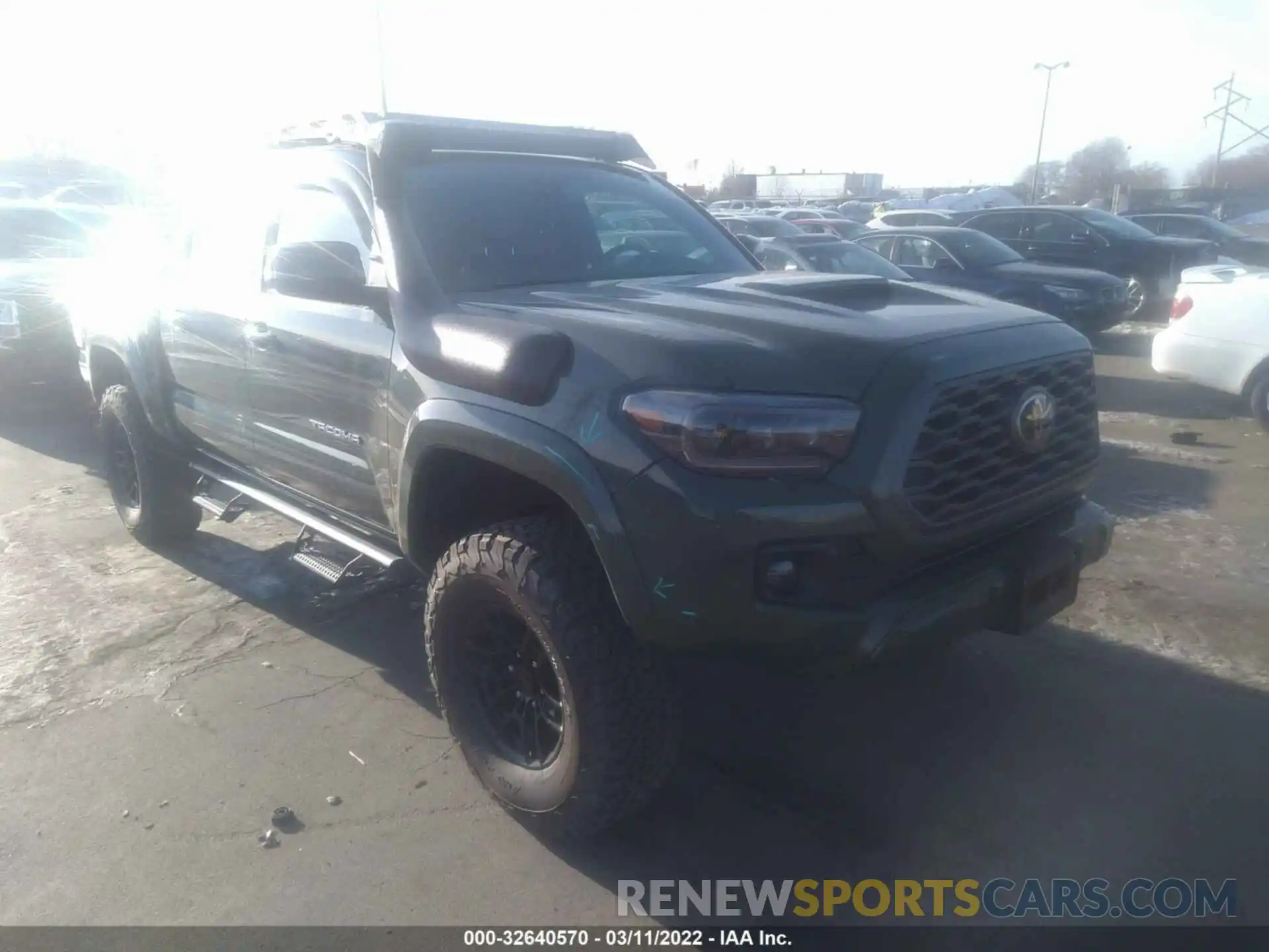 1 Photograph of a damaged car 3TMCZ5AN6MM384038 TOYOTA TACOMA 4WD 2021