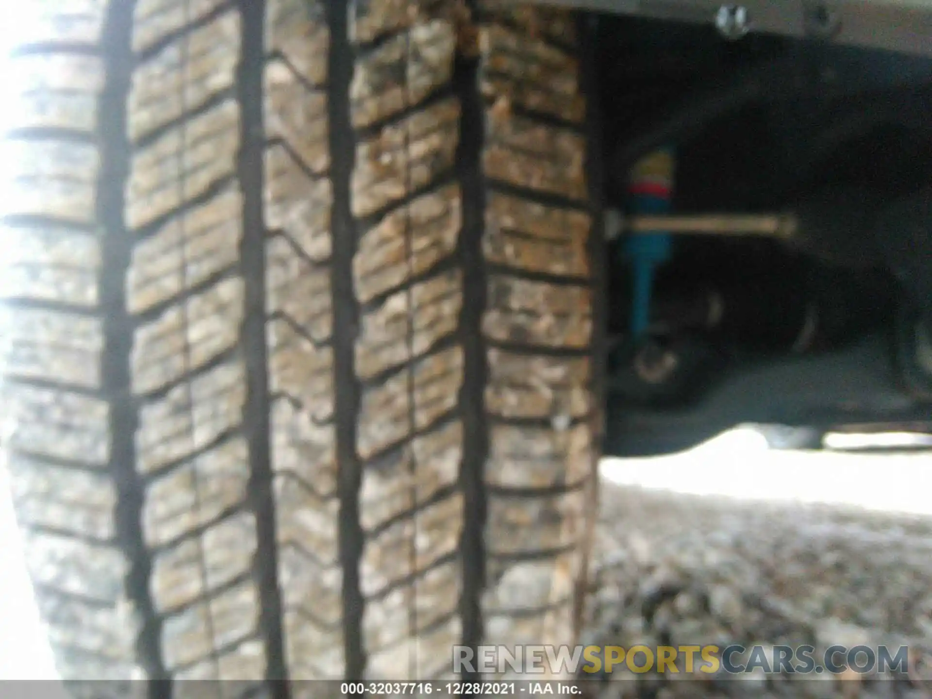 14 Фотография поврежденного автомобиля 3TMCZ5AN6MM393340 TOYOTA TACOMA 4WD 2021