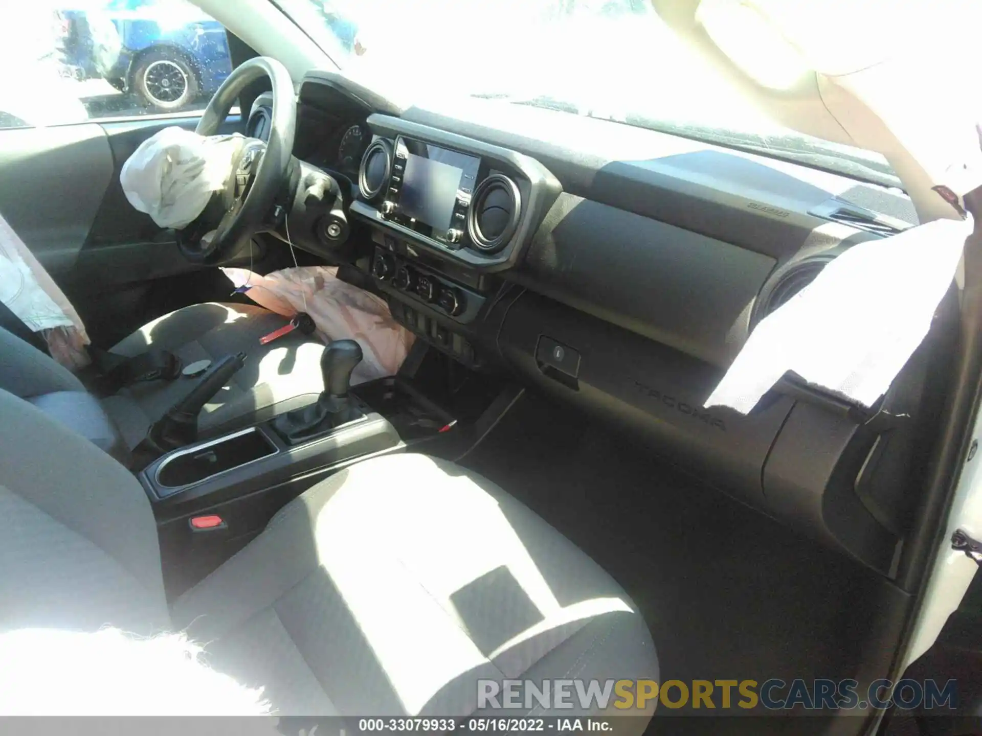 5 Photograph of a damaged car 3TMCZ5AN6MM393709 TOYOTA TACOMA 4WD 2021