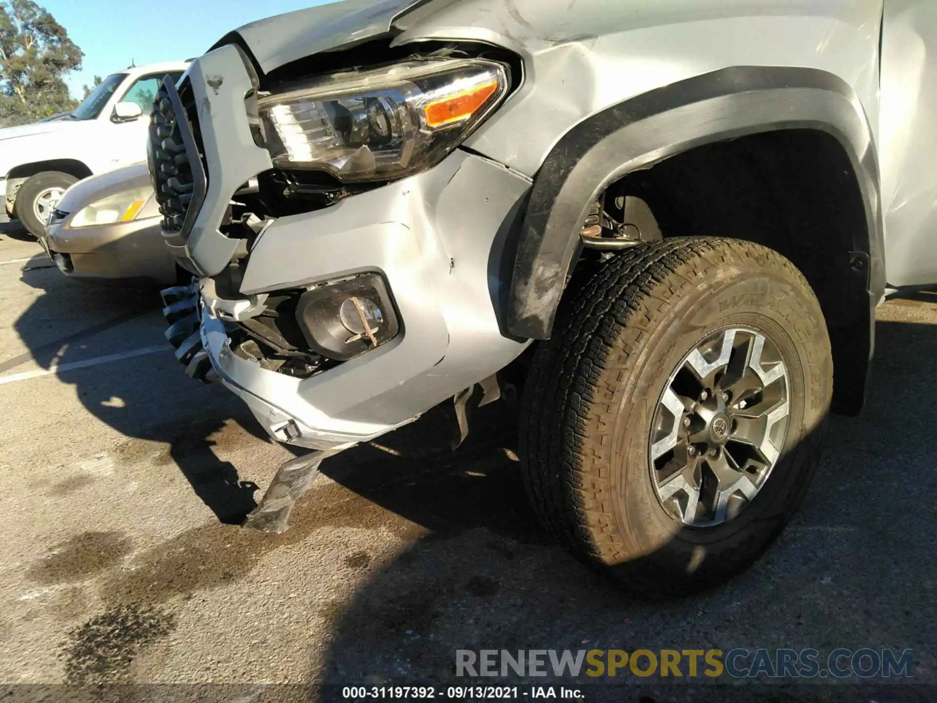 6 Photograph of a damaged car 3TMCZ5AN6MM406863 TOYOTA TACOMA 4WD 2021