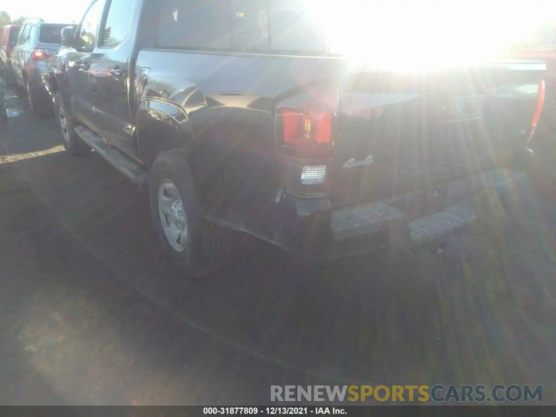 3 Photograph of a damaged car 3TMCZ5AN6MM413179 TOYOTA TACOMA 4WD 2021