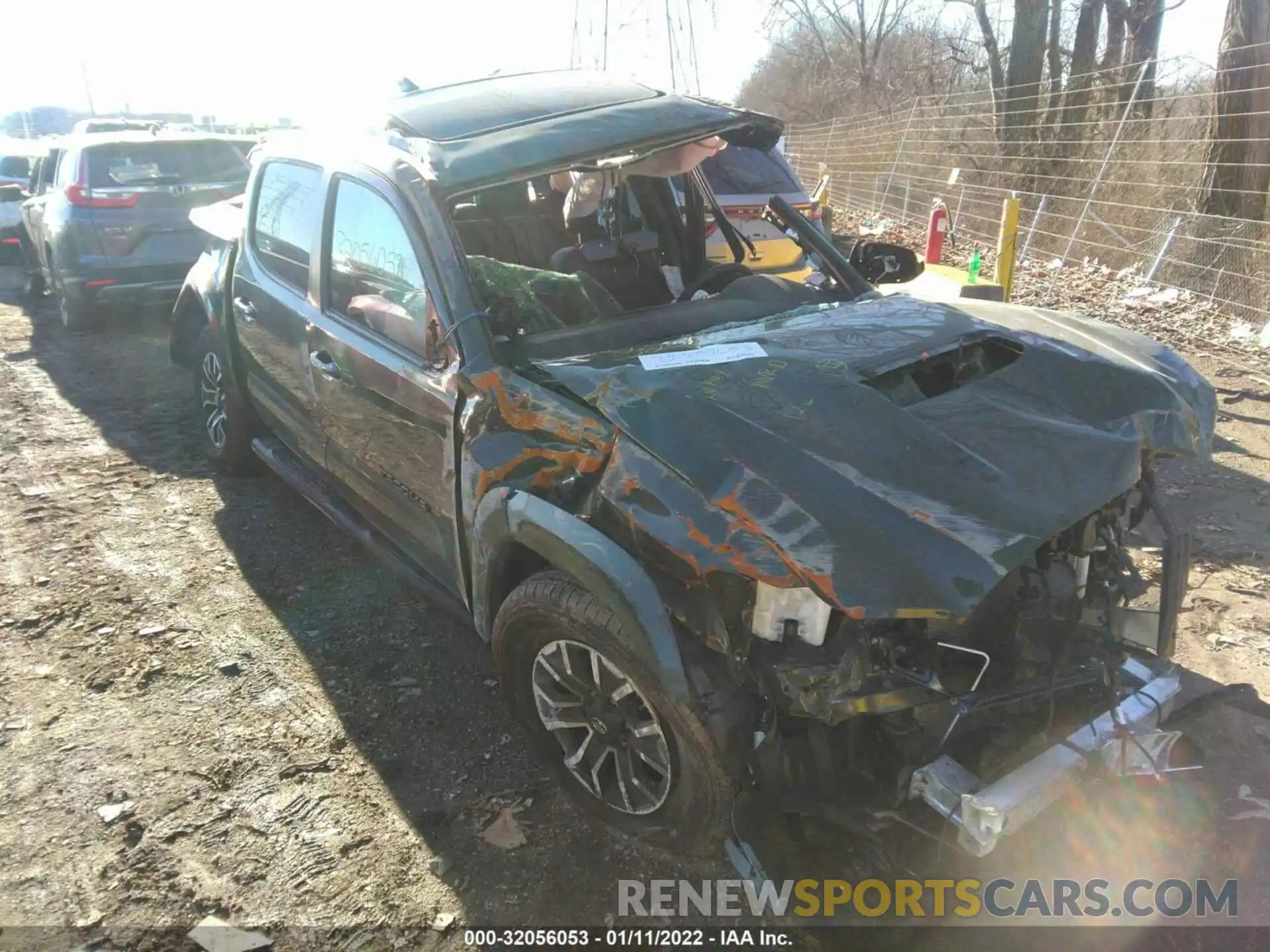 6 Photograph of a damaged car 3TMCZ5AN6MM444674 TOYOTA TACOMA 4WD 2021