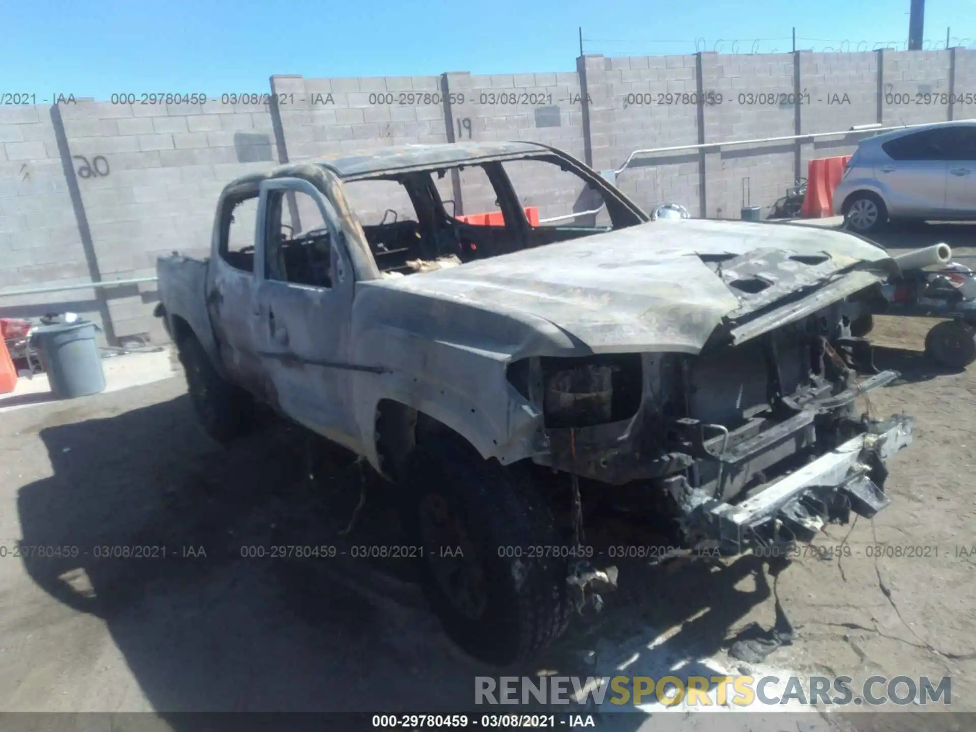 1 Photograph of a damaged car 3TMCZ5AN7MM373565 TOYOTA TACOMA 4WD 2021