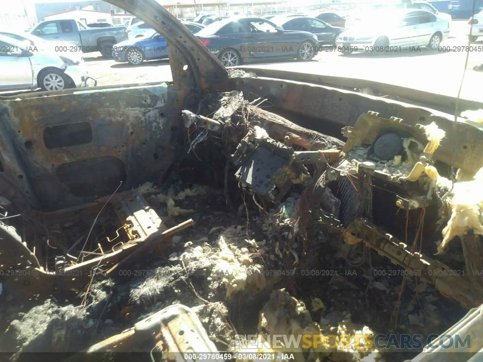 5 Photograph of a damaged car 3TMCZ5AN7MM373565 TOYOTA TACOMA 4WD 2021