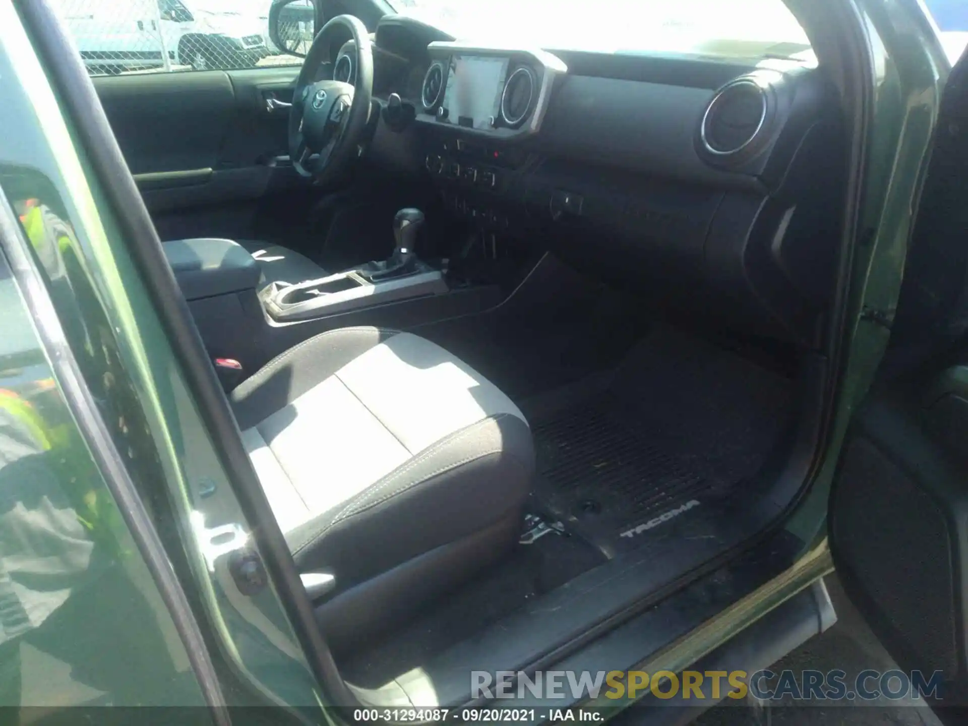 5 Photograph of a damaged car 3TMCZ5AN7MM387143 TOYOTA TACOMA 4WD 2021