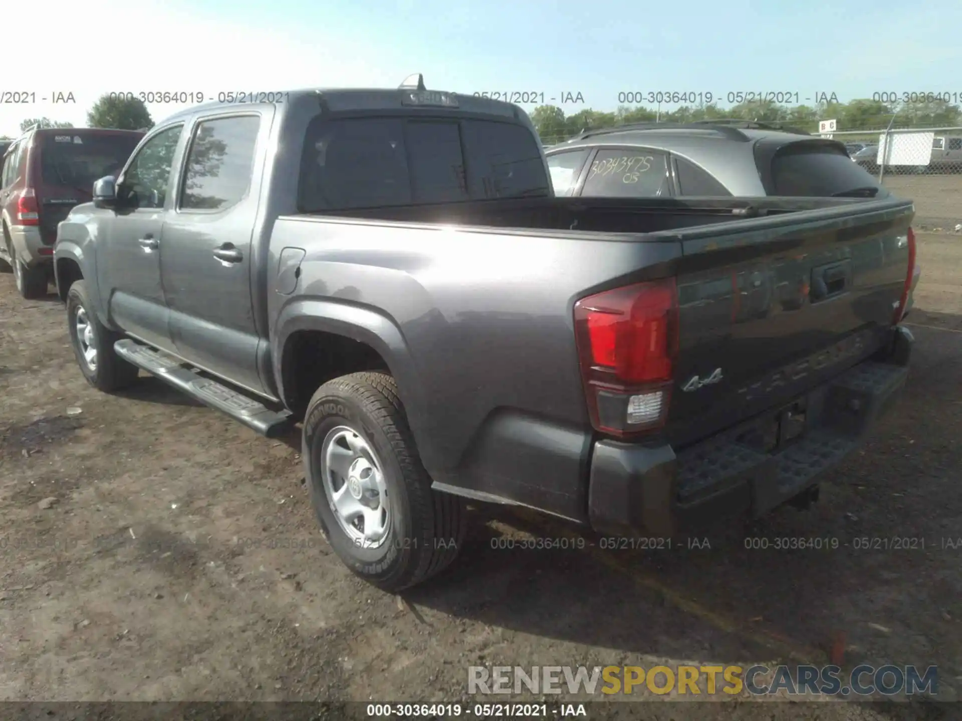 3 Фотография поврежденного автомобиля 3TMCZ5AN7MM398126 TOYOTA TACOMA 4WD 2021