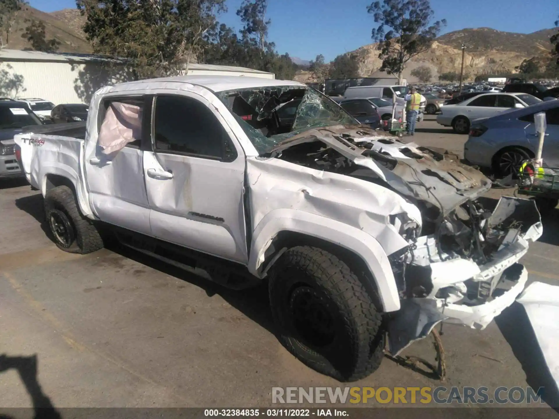 1 Photograph of a damaged car 3TMCZ5AN7MM417323 TOYOTA TACOMA 4WD 2021