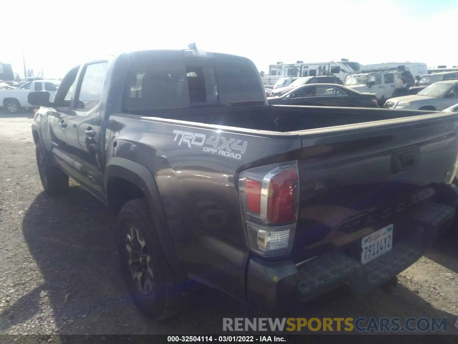 3 Photograph of a damaged car 3TMCZ5AN7MM417743 TOYOTA TACOMA 4WD 2021