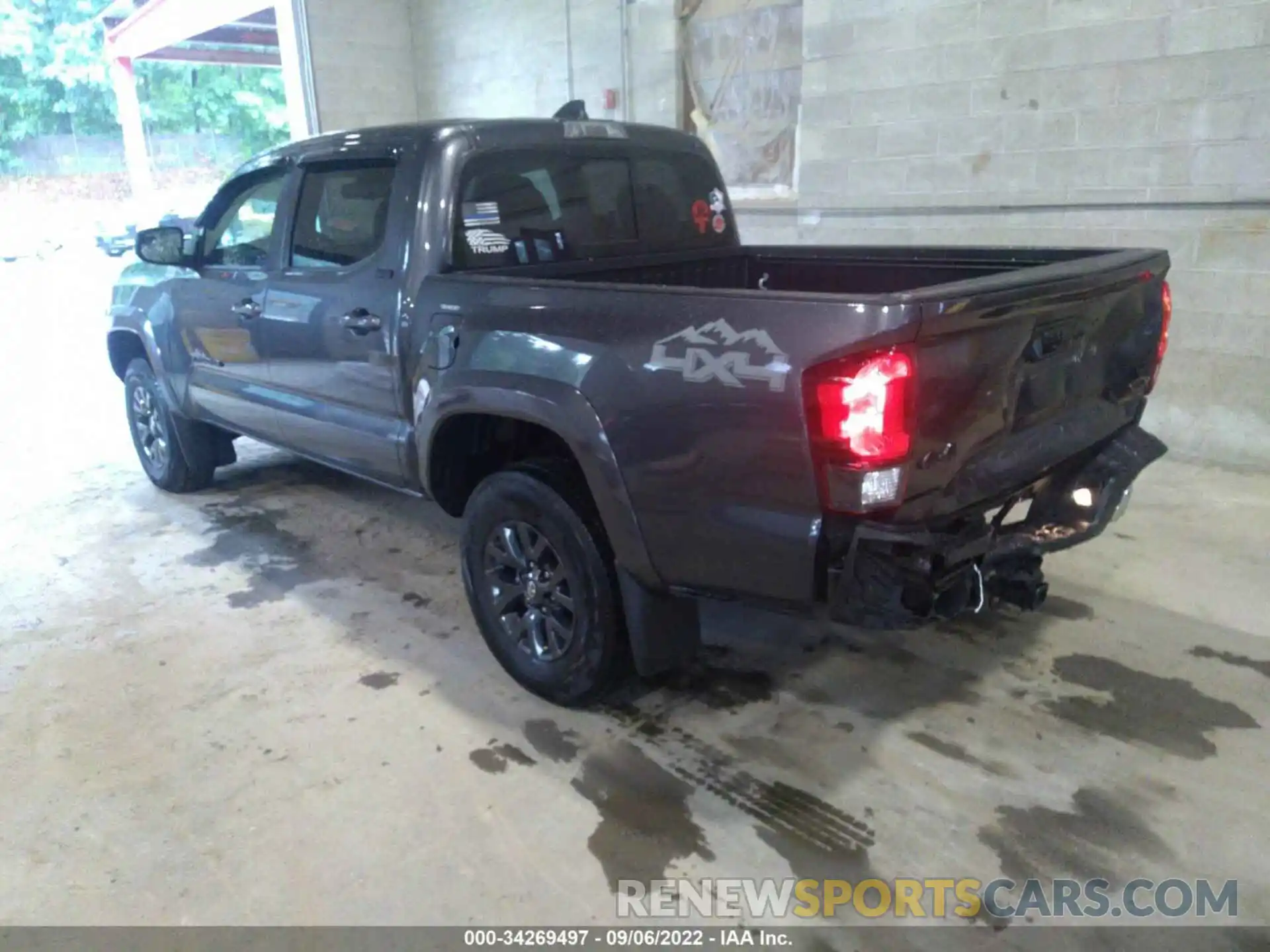 3 Photograph of a damaged car 3TMCZ5AN7MM422232 TOYOTA TACOMA 4WD 2021