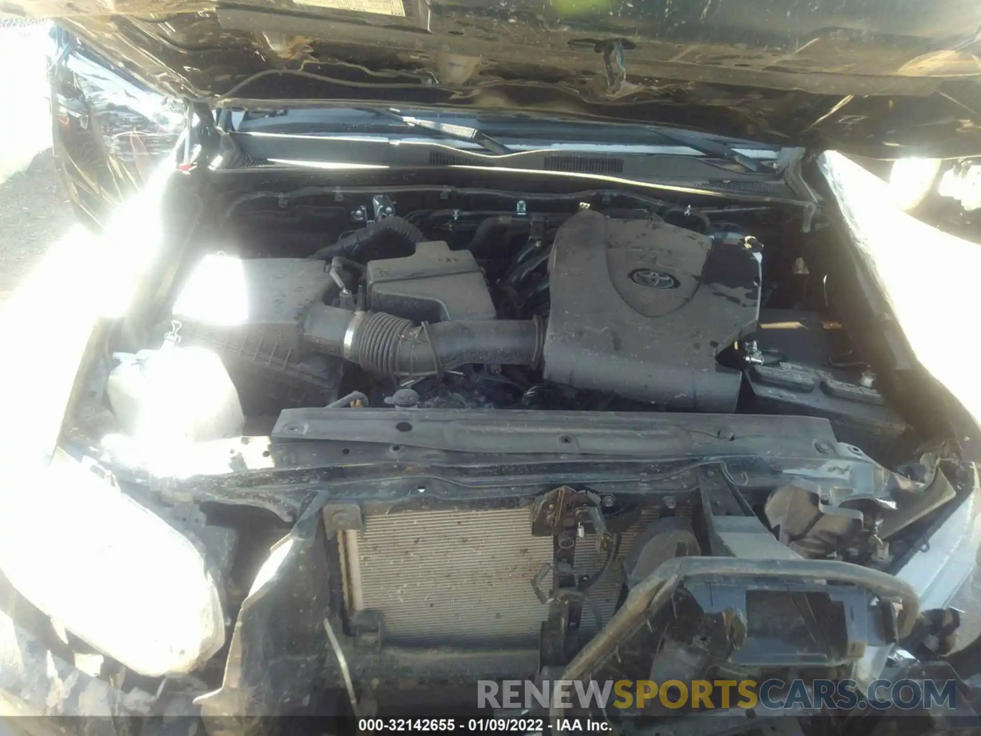 10 Photograph of a damaged car 3TMCZ5AN7MM431819 TOYOTA TACOMA 4WD 2021