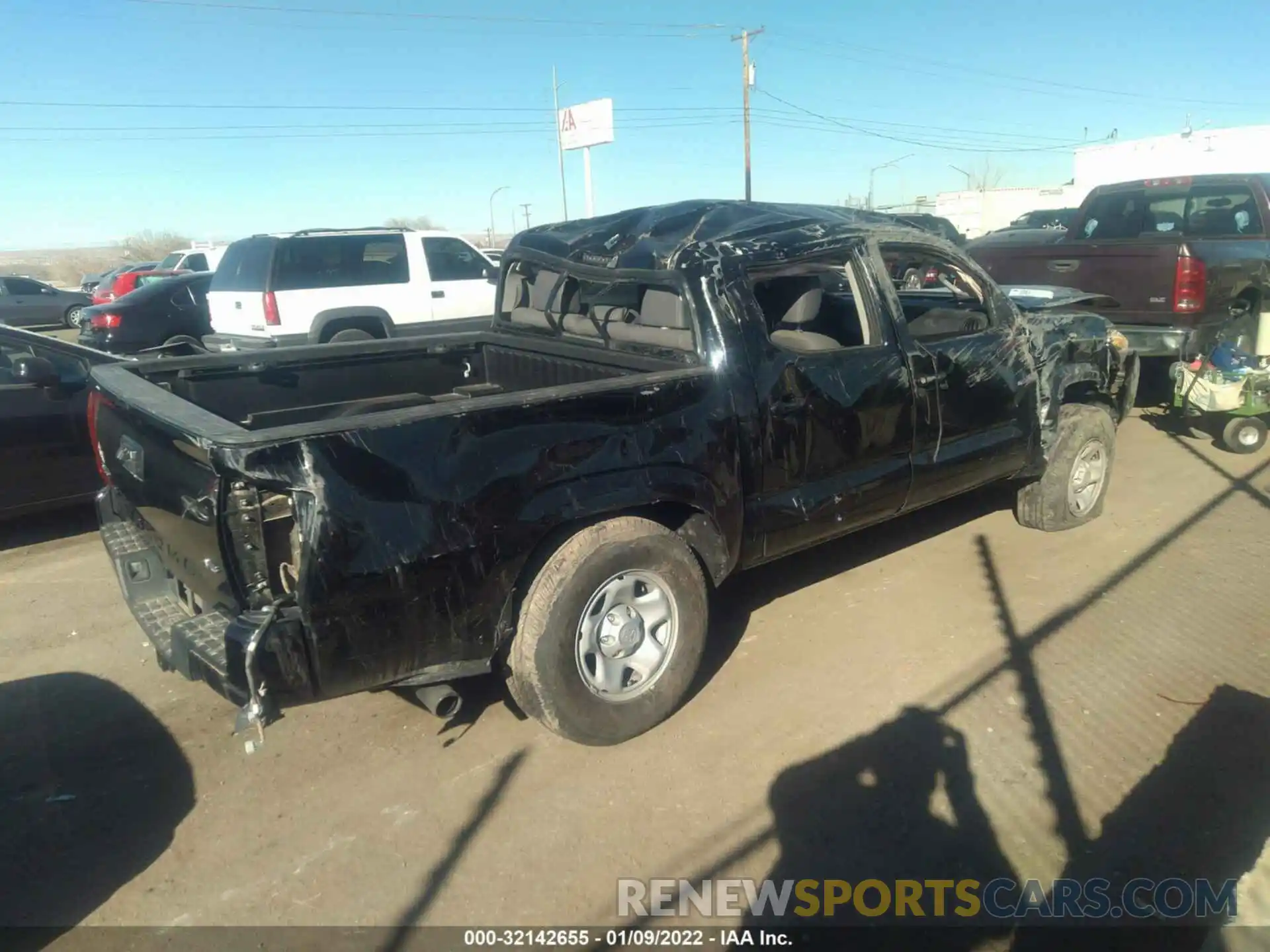 4 Photograph of a damaged car 3TMCZ5AN7MM431819 TOYOTA TACOMA 4WD 2021