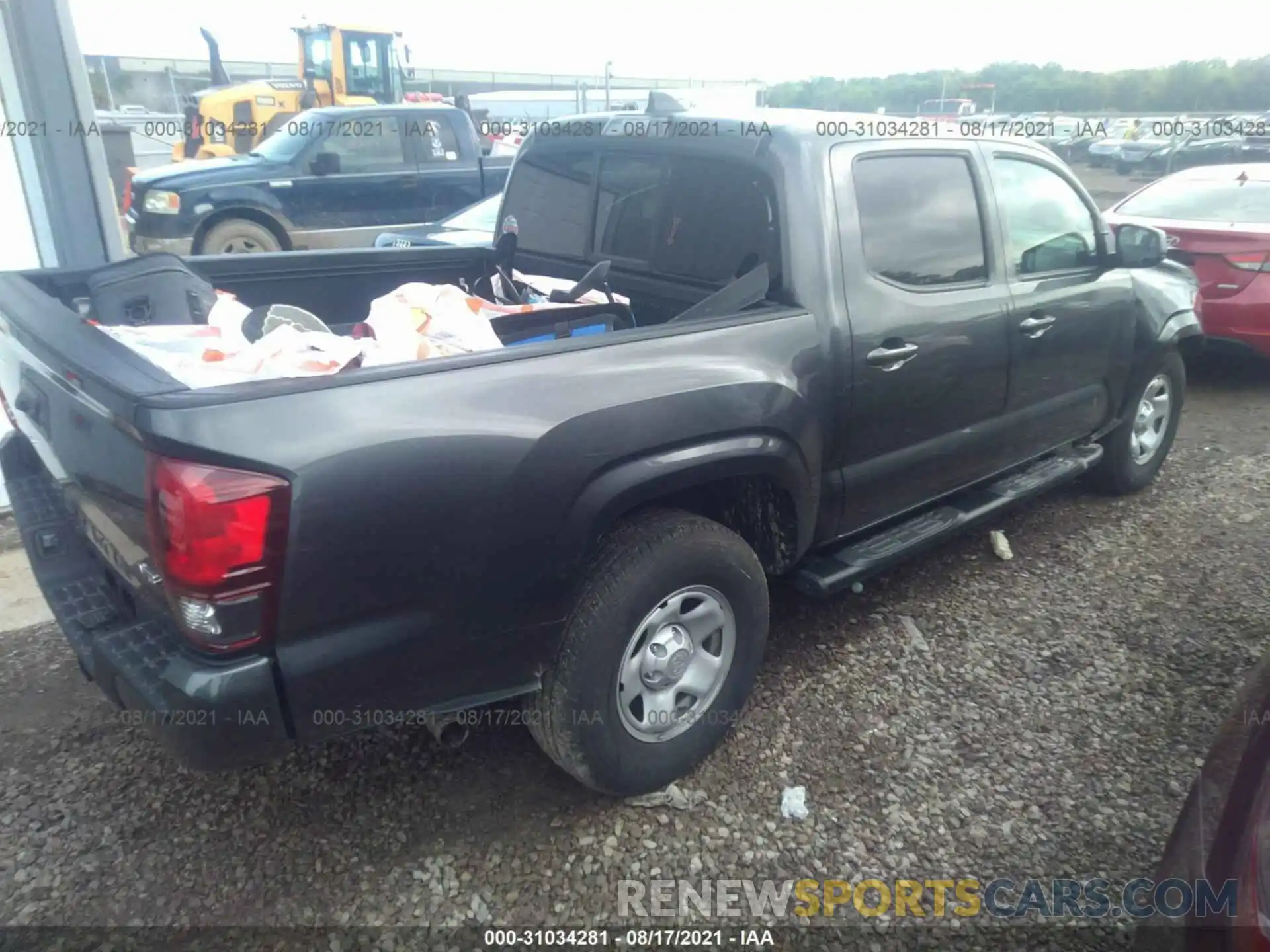 4 Фотография поврежденного автомобиля 3TMCZ5AN8MM392089 TOYOTA TACOMA 4WD 2021