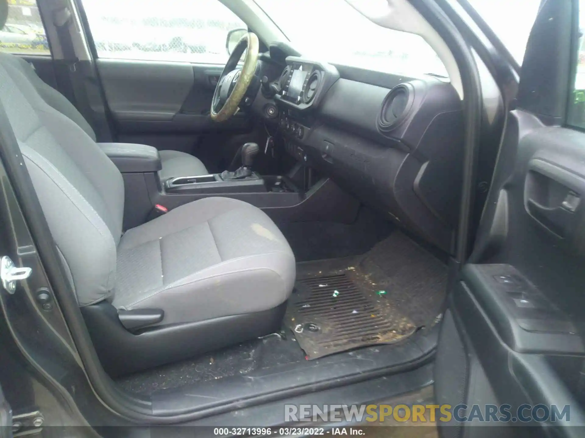 5 Photograph of a damaged car 3TMCZ5AN8MM400871 TOYOTA TACOMA 4WD 2021