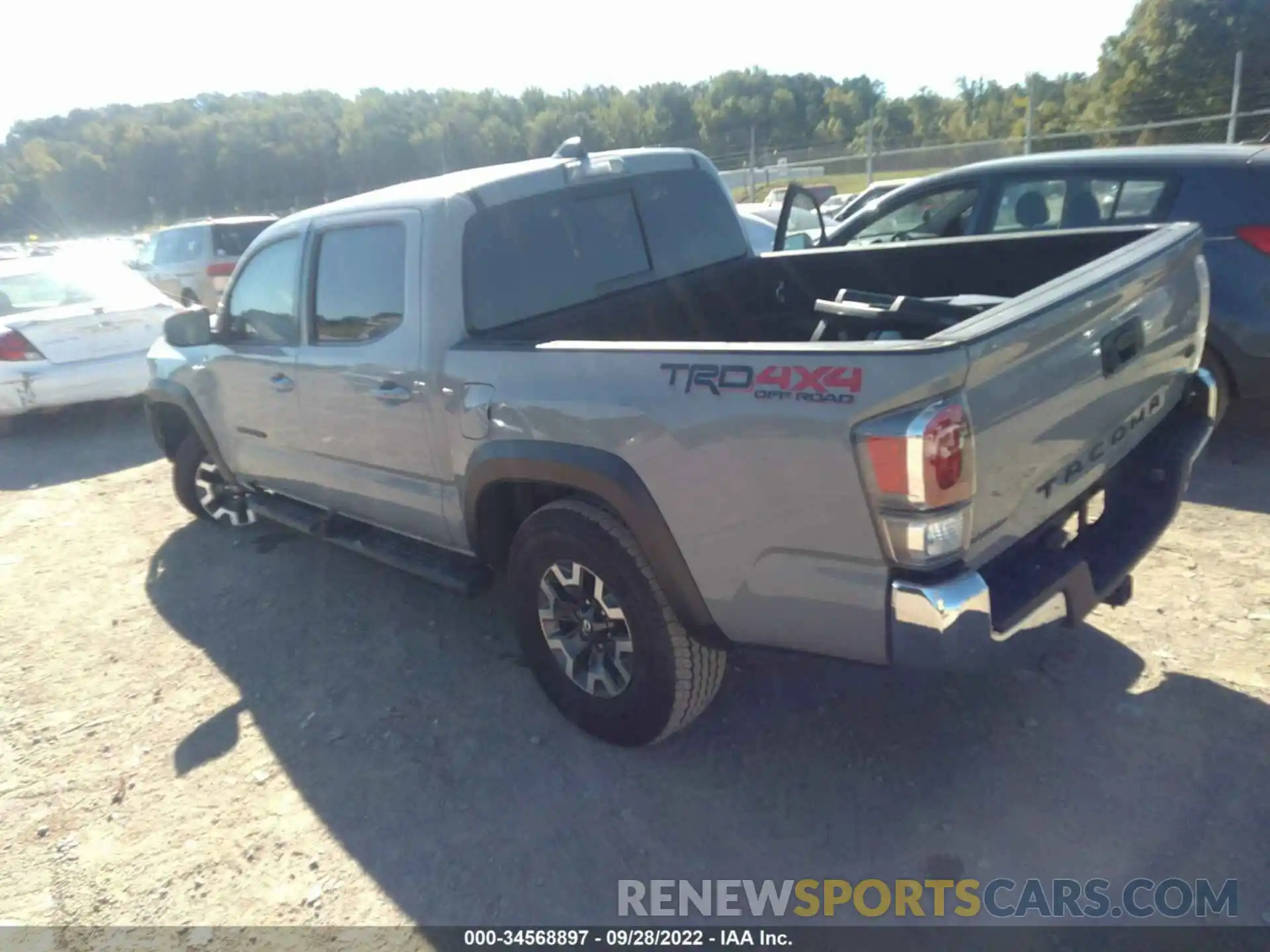 3 Photograph of a damaged car 3TMCZ5AN8MM404015 TOYOTA TACOMA 4WD 2021