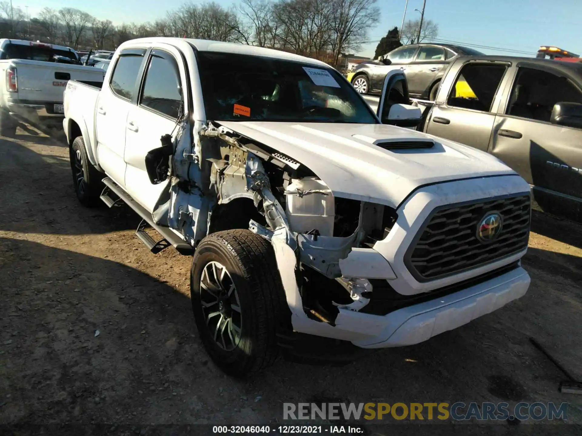 6 Photograph of a damaged car 3TMCZ5AN8MM408307 TOYOTA TACOMA 4WD 2021