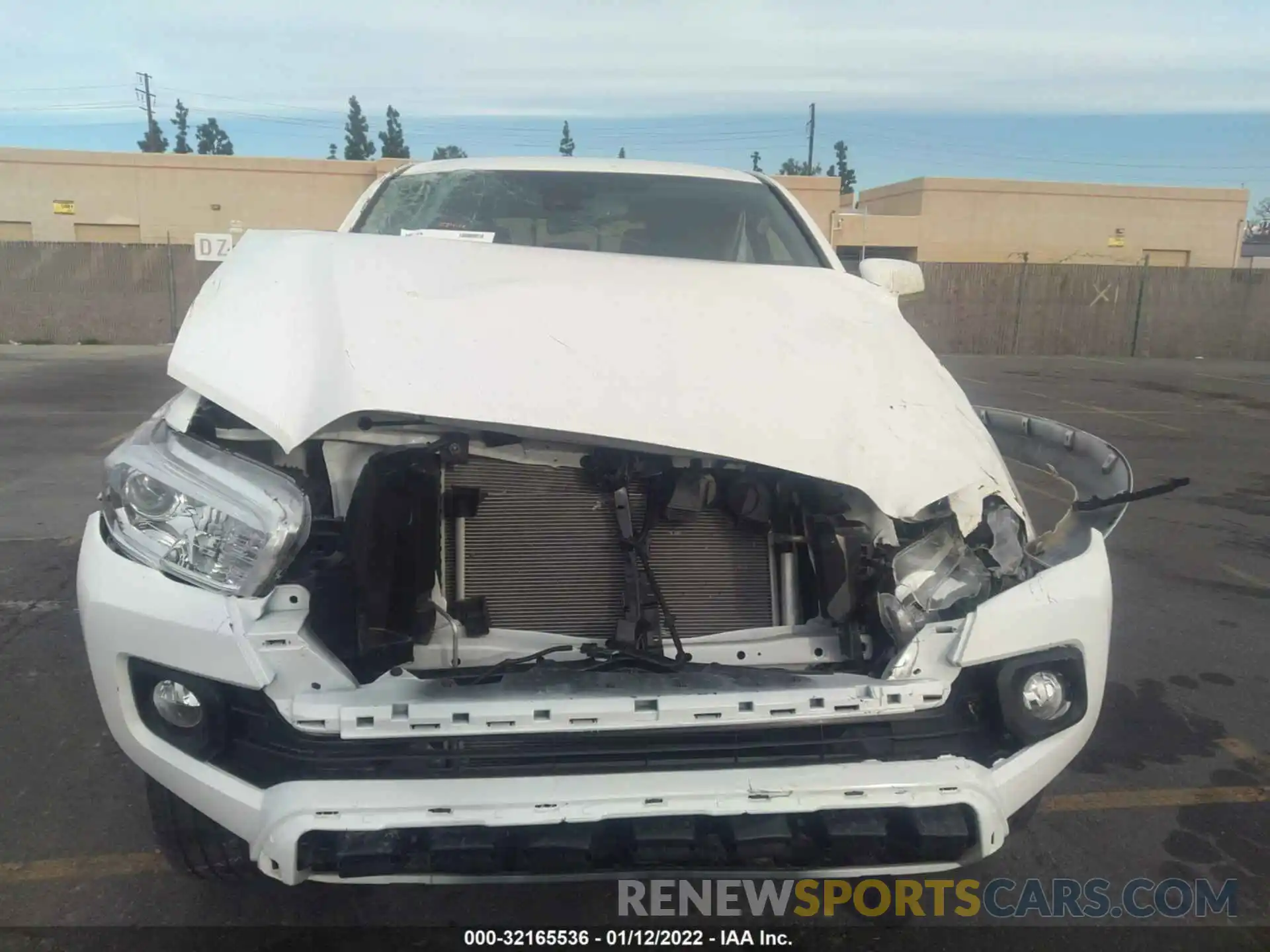 6 Photograph of a damaged car 3TMCZ5AN8MM450959 TOYOTA TACOMA 4WD 2021