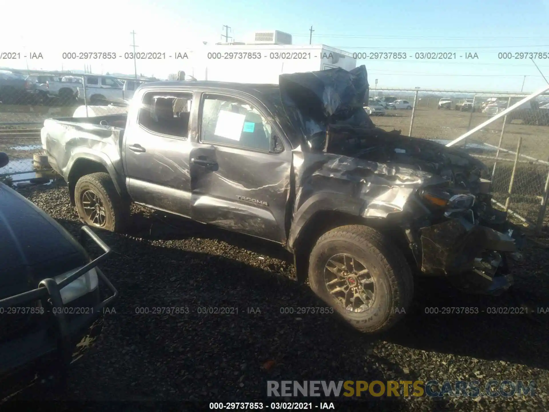 1 Фотография поврежденного автомобиля 3TMCZ5AN9MM391209 TOYOTA TACOMA 4WD 2021