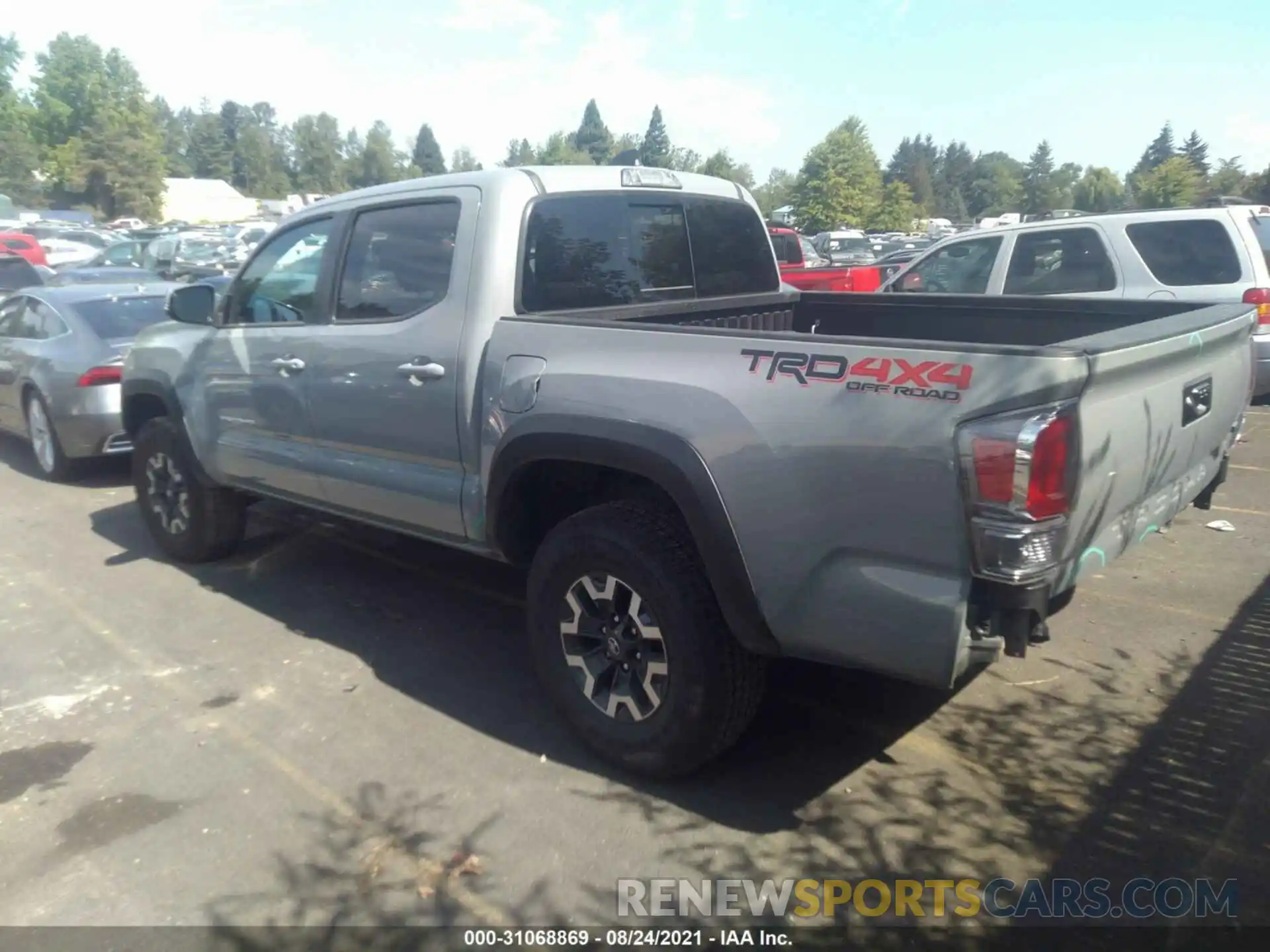 3 Фотография поврежденного автомобиля 3TMCZ5AN9MM393204 TOYOTA TACOMA 4WD 2021