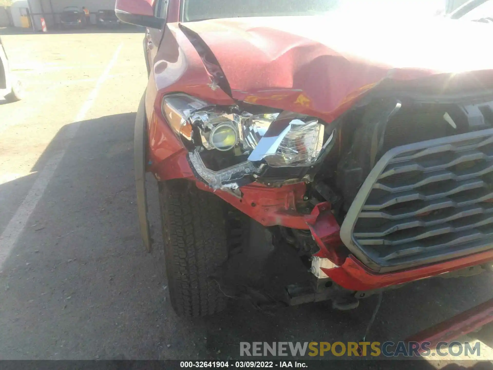 6 Photograph of a damaged car 3TMCZ5AN9MM411457 TOYOTA TACOMA 4WD 2021