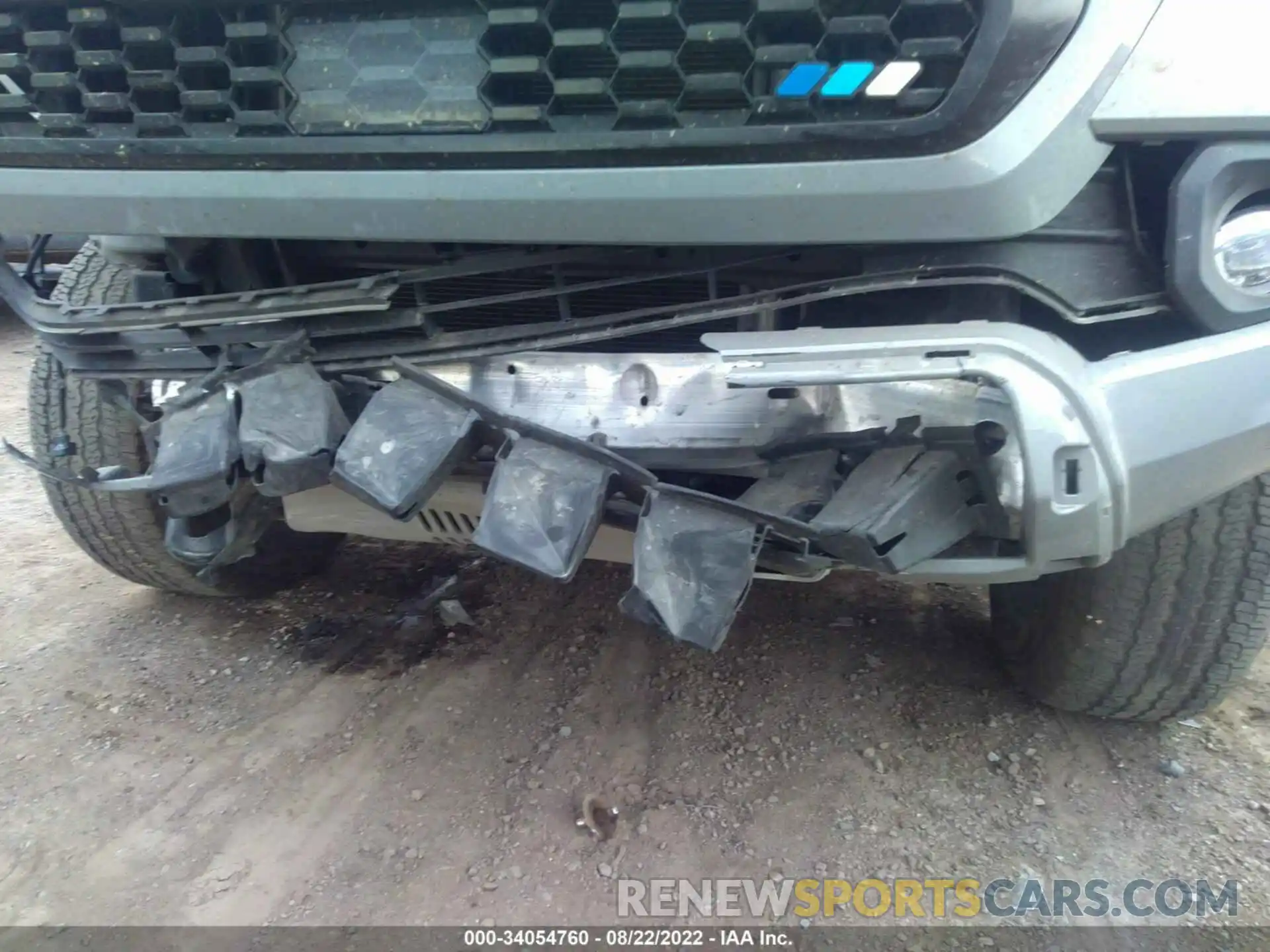 6 Photograph of a damaged car 3TMCZ5AN9MM415203 TOYOTA TACOMA 4WD 2021