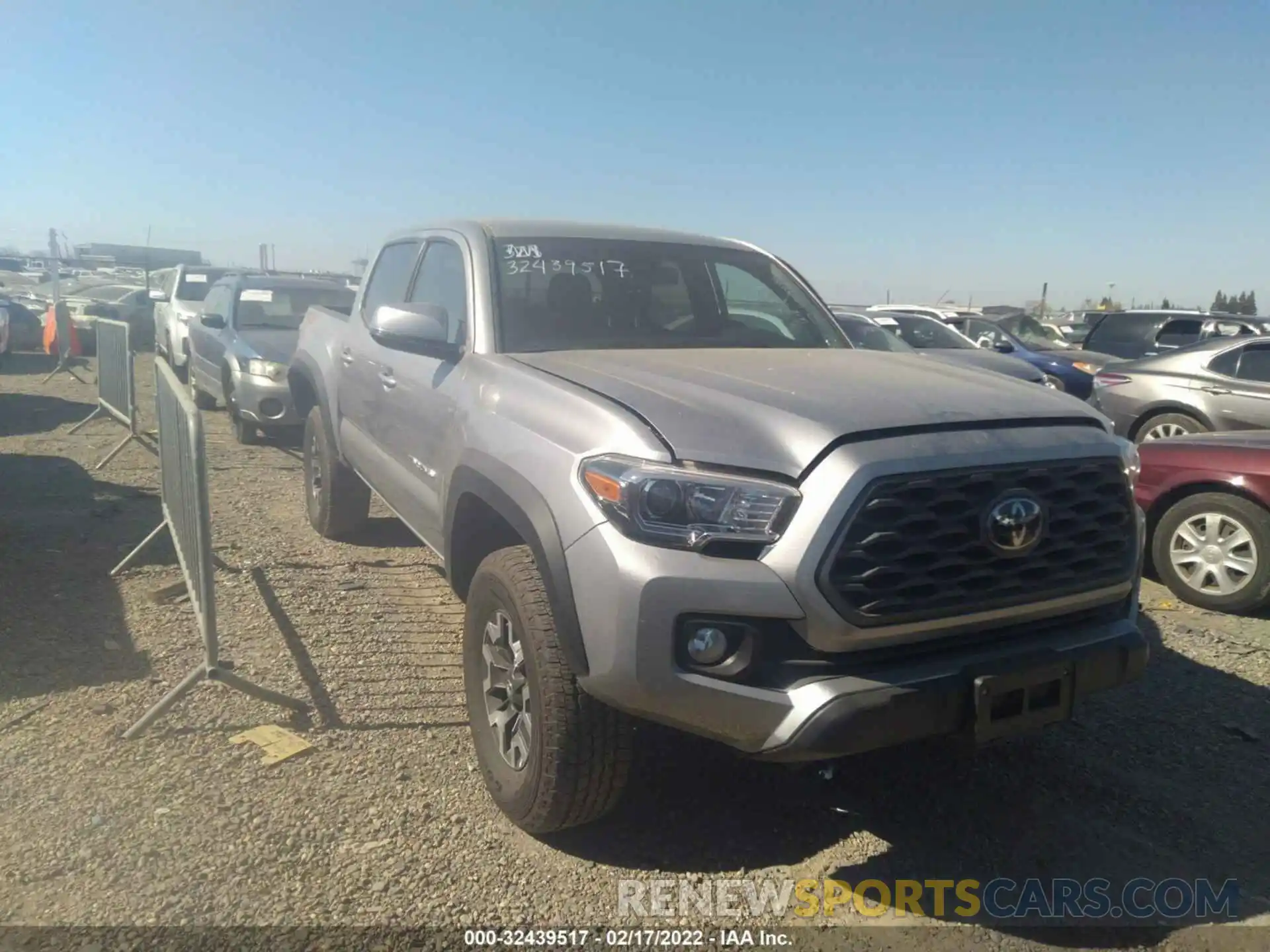 1 Photograph of a damaged car 3TMCZ5AN9MM418649 TOYOTA TACOMA 4WD 2021