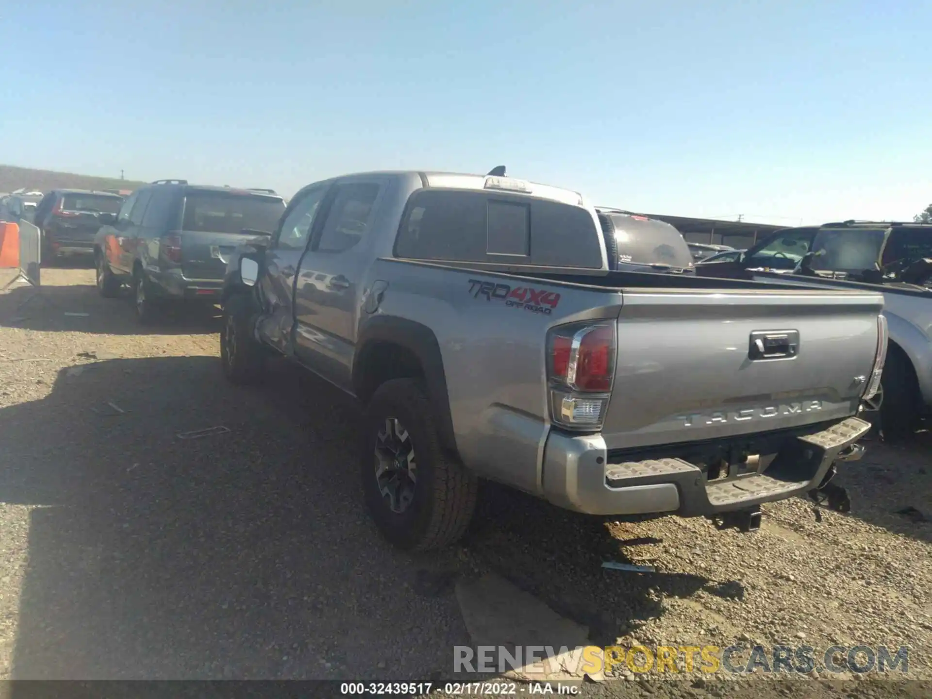 3 Photograph of a damaged car 3TMCZ5AN9MM418649 TOYOTA TACOMA 4WD 2021