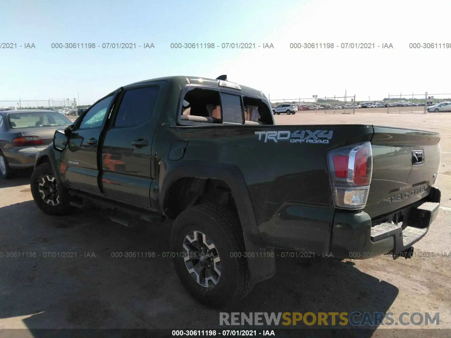 3 Photograph of a damaged car 3TMCZ5AN9MM428579 TOYOTA TACOMA 4WD 2021