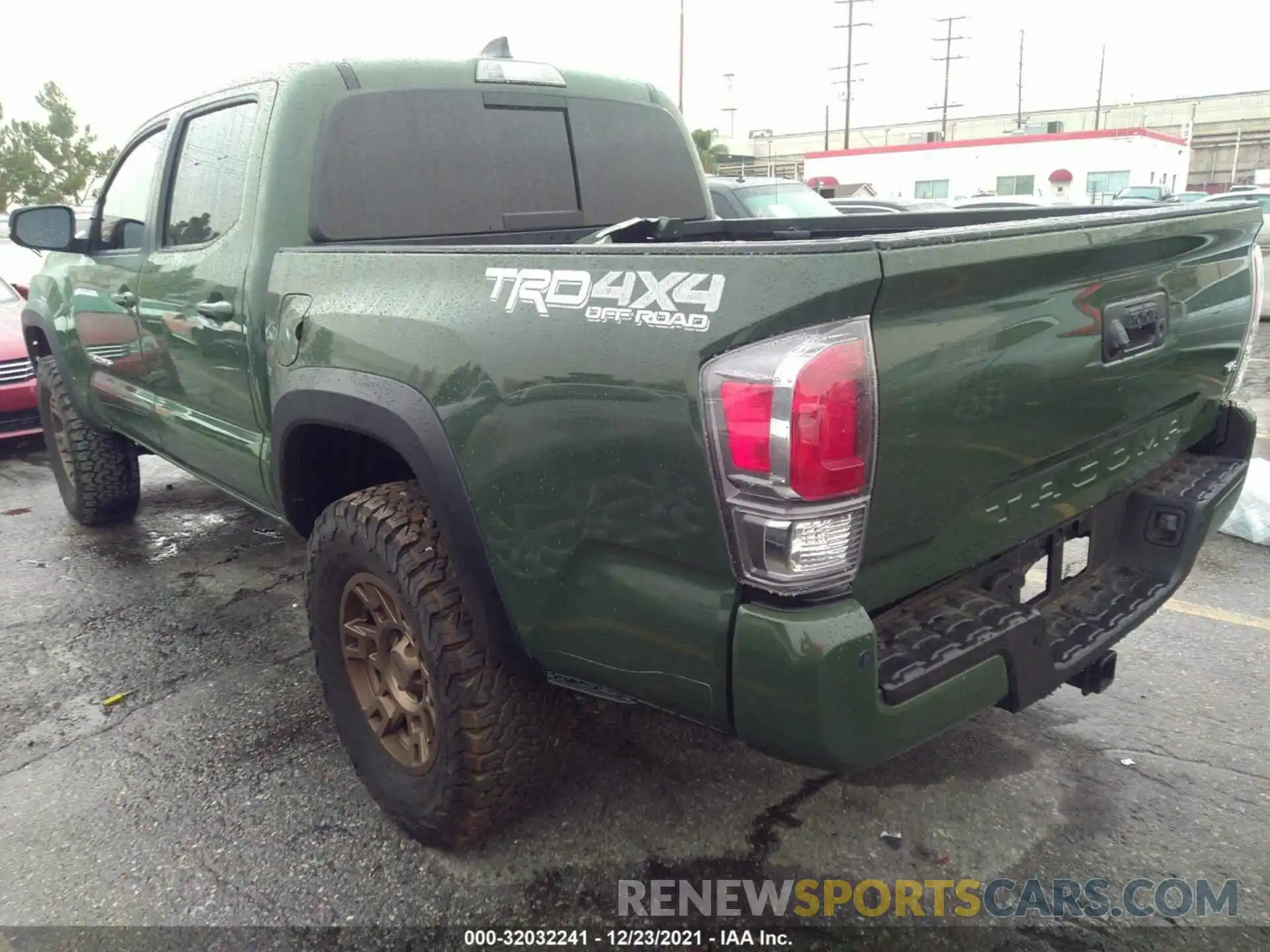 3 Photograph of a damaged car 3TMCZ5AN9MM430185 TOYOTA TACOMA 4WD 2021