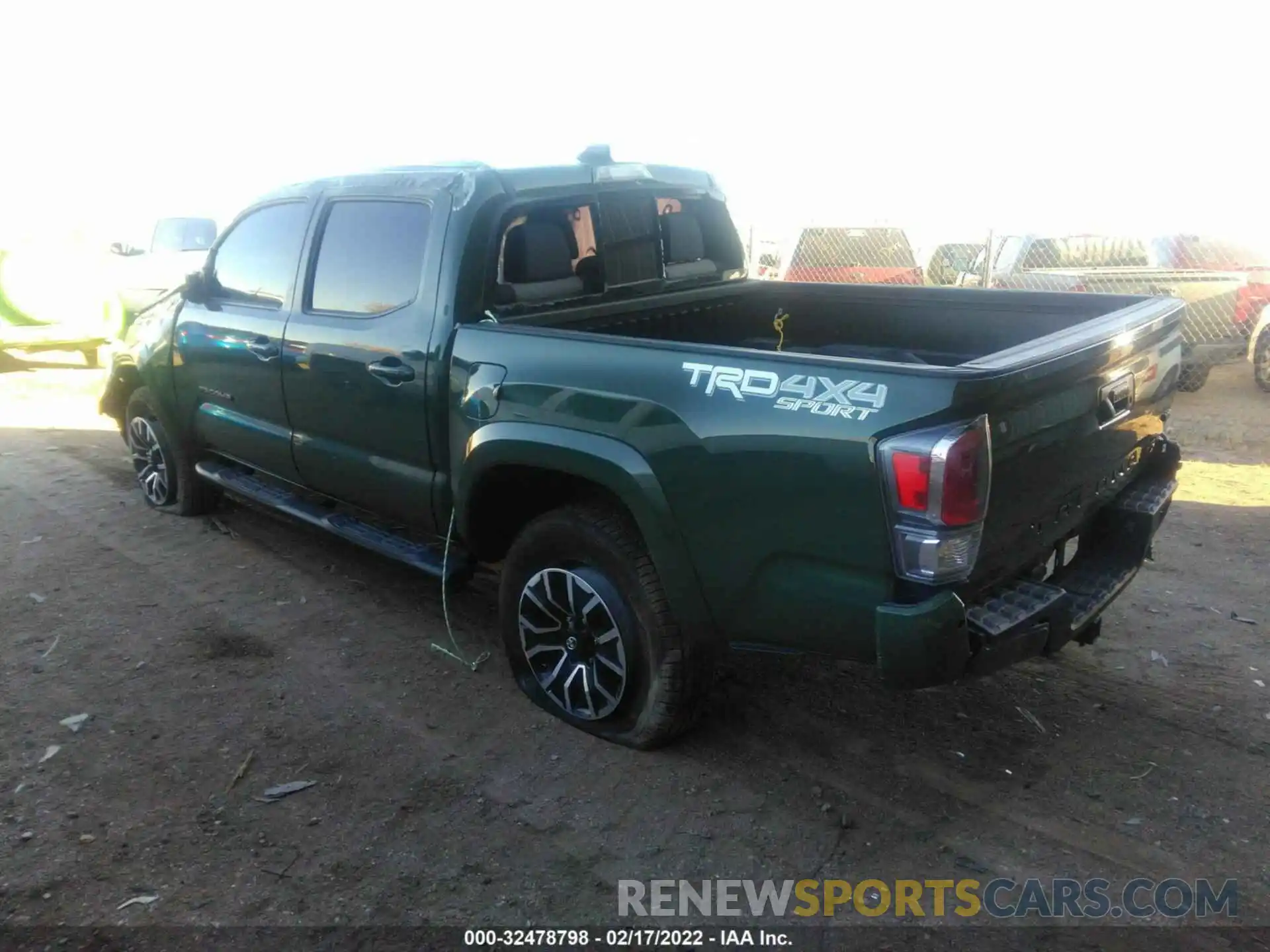 3 Photograph of a damaged car 3TMCZ5ANXMM380610 TOYOTA TACOMA 4WD 2021