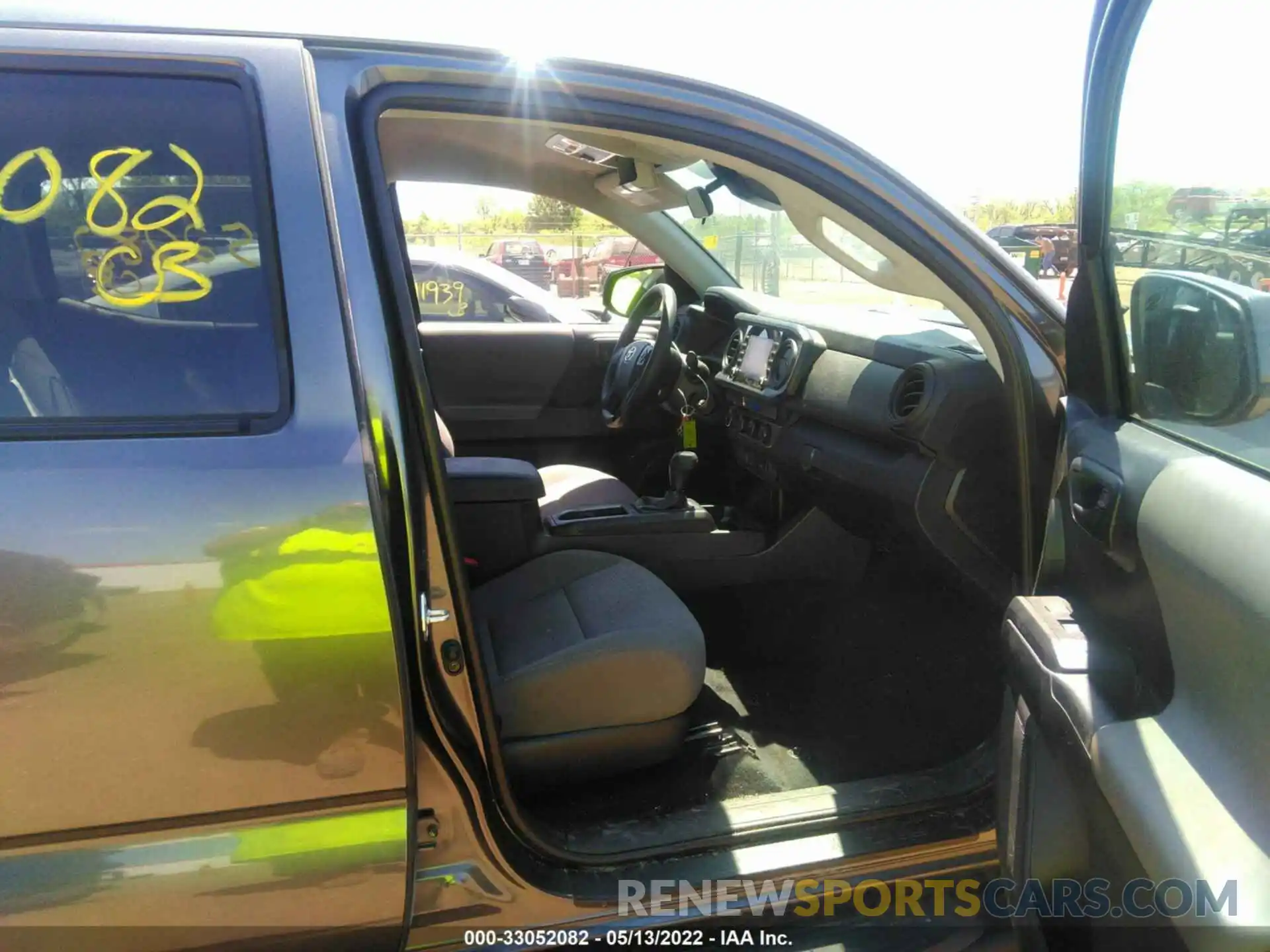 5 Photograph of a damaged car 3TMCZ5ANXMM394913 TOYOTA TACOMA 4WD 2021