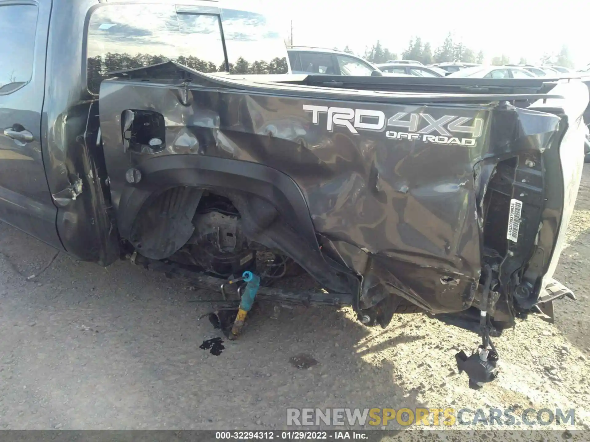 6 Photograph of a damaged car 3TMCZ5ANXMM408115 TOYOTA TACOMA 4WD 2021