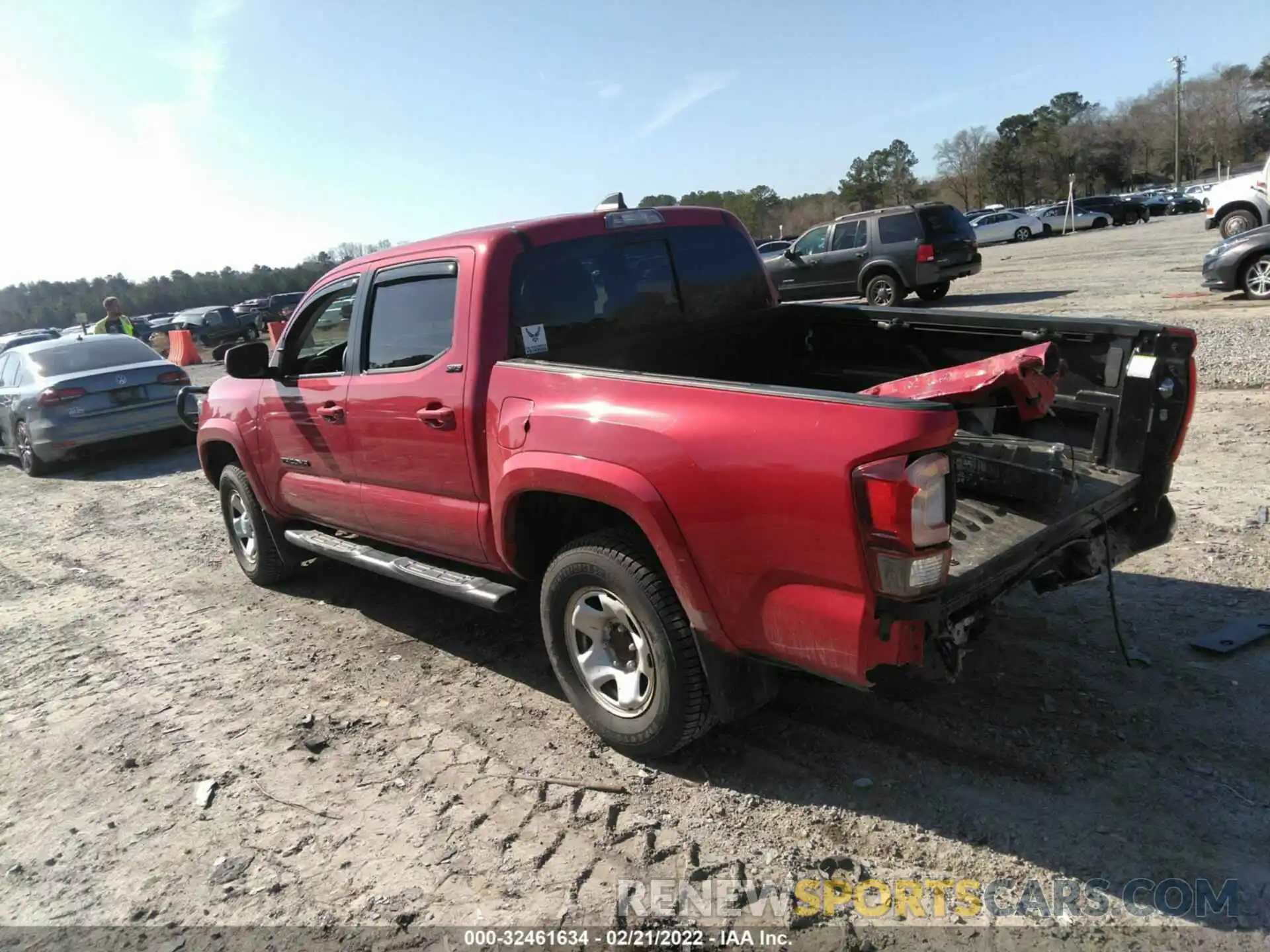 3 Photograph of a damaged car 3TMCZ5ANXMM413461 TOYOTA TACOMA 4WD 2021