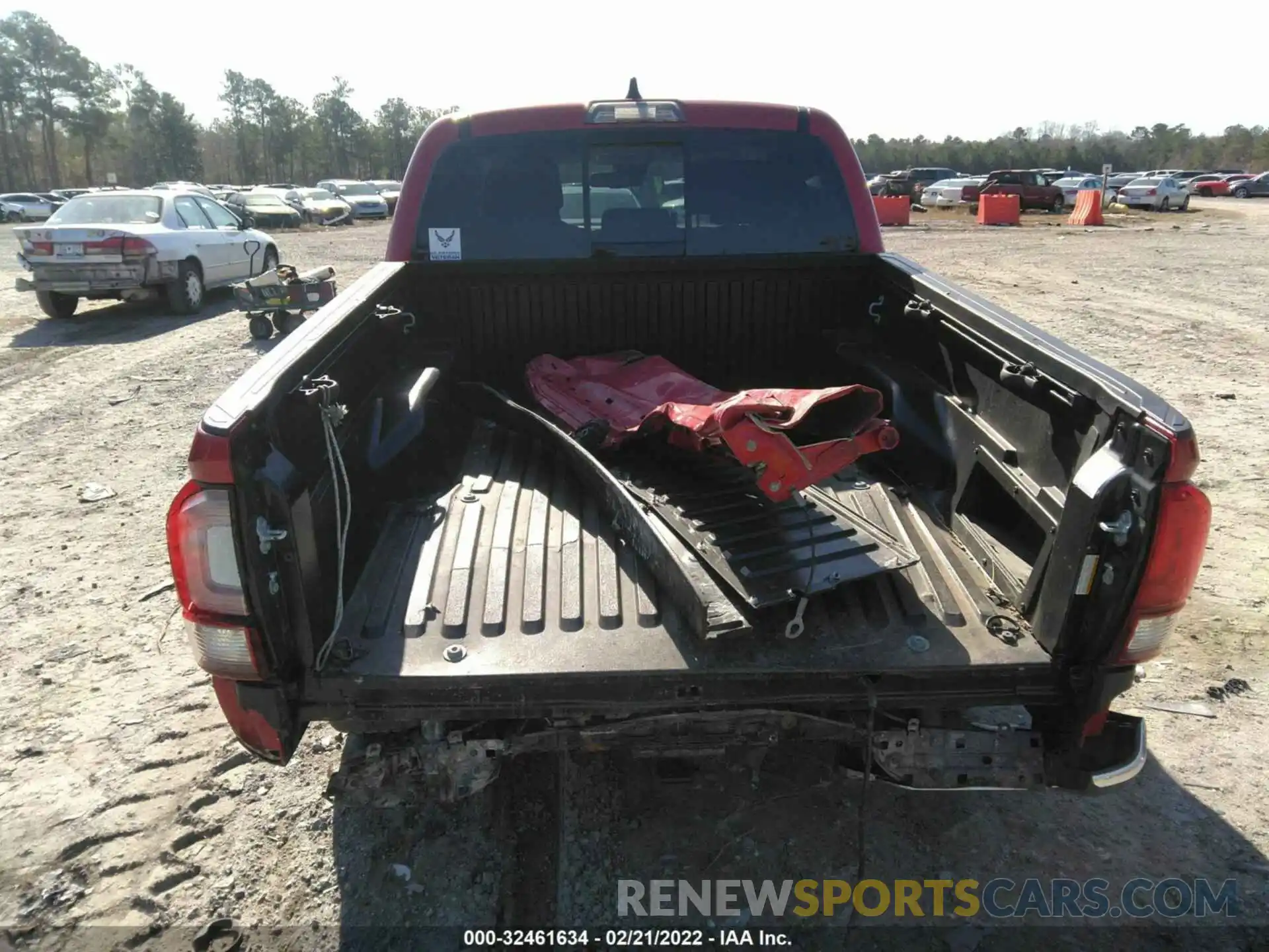 6 Photograph of a damaged car 3TMCZ5ANXMM413461 TOYOTA TACOMA 4WD 2021