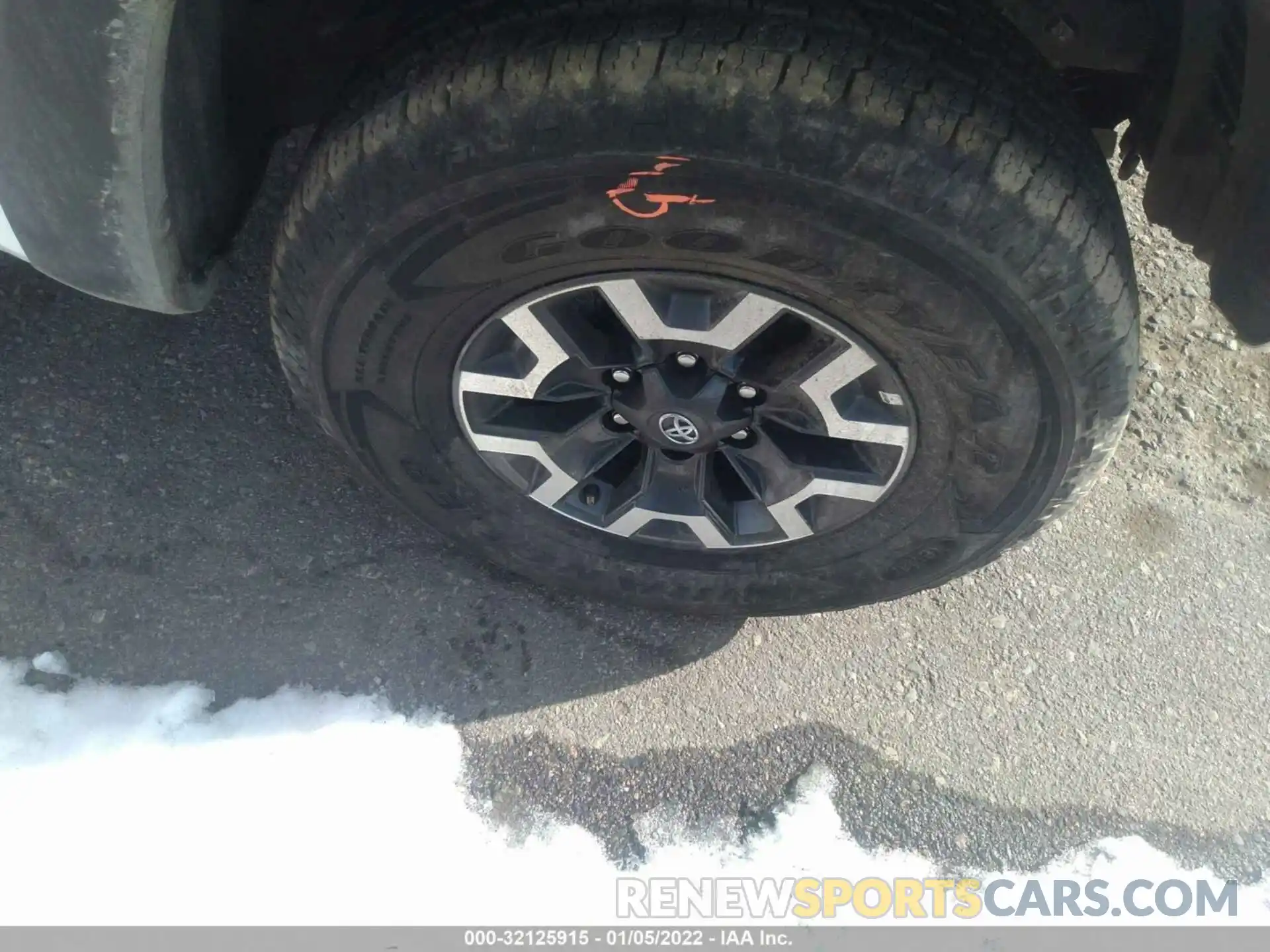 15 Photograph of a damaged car 3TMCZ5ANXMM422693 TOYOTA TACOMA 4WD 2021