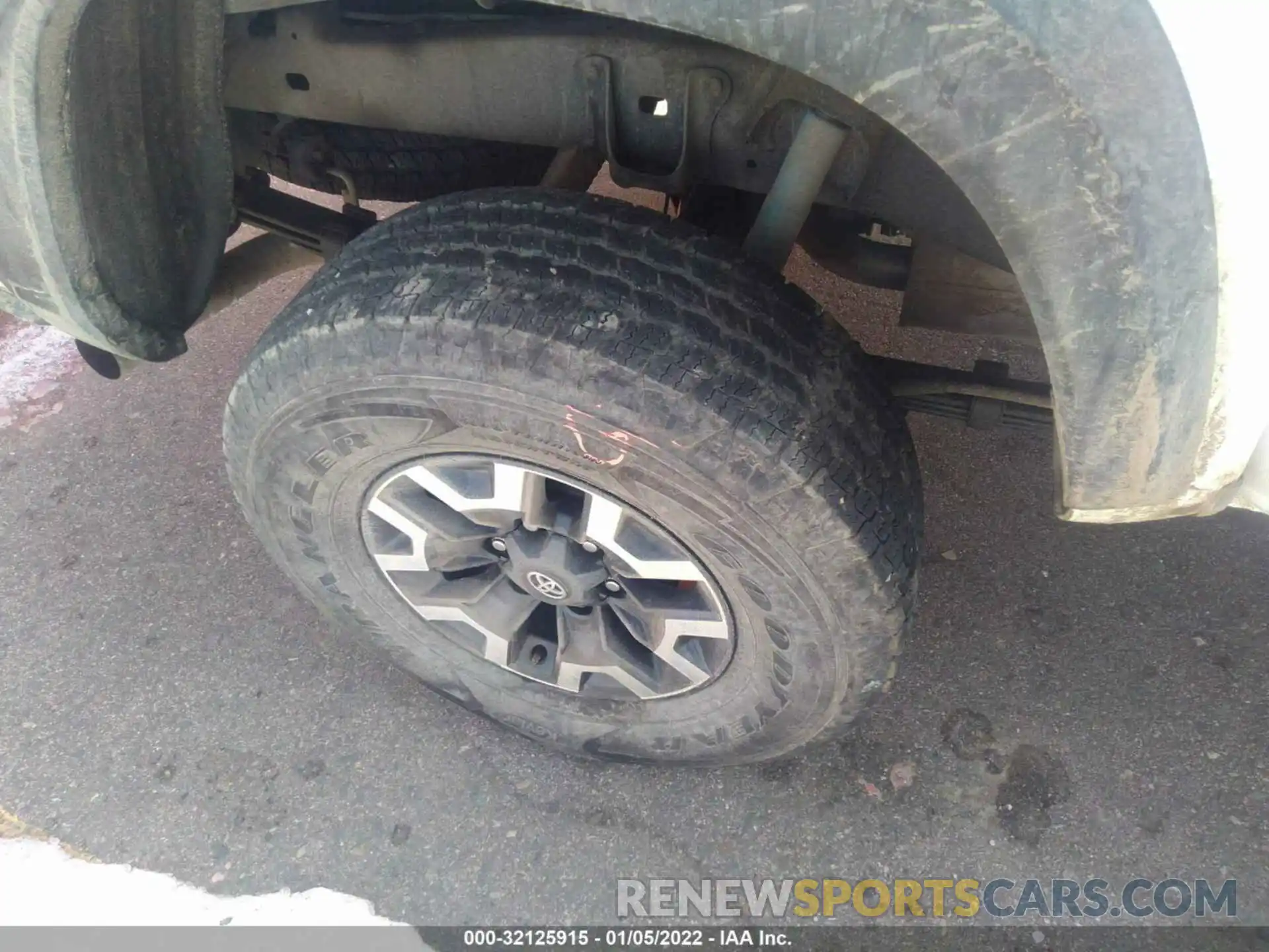 16 Photograph of a damaged car 3TMCZ5ANXMM422693 TOYOTA TACOMA 4WD 2021