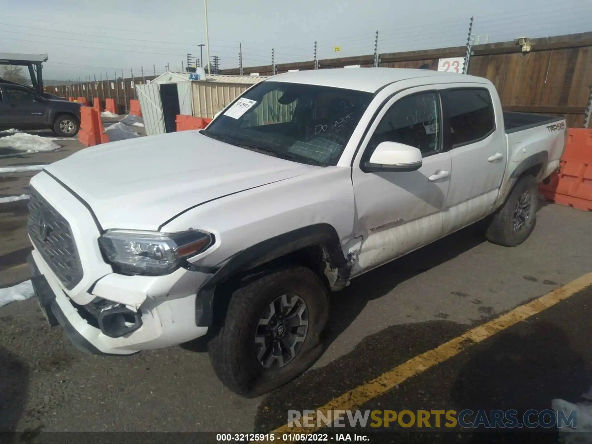 2 Photograph of a damaged car 3TMCZ5ANXMM422693 TOYOTA TACOMA 4WD 2021