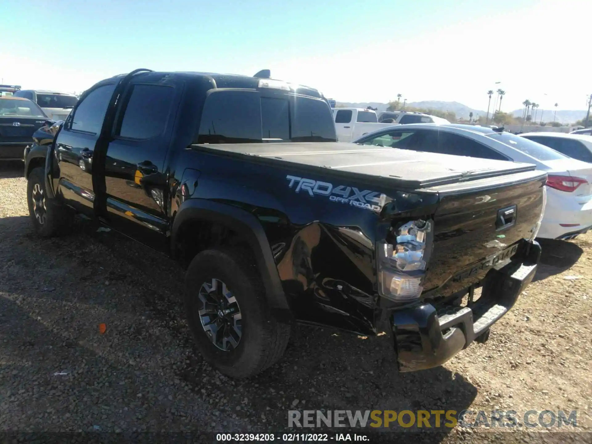 3 Photograph of a damaged car 3TMCZ5ANXMM435282 TOYOTA TACOMA 4WD 2021