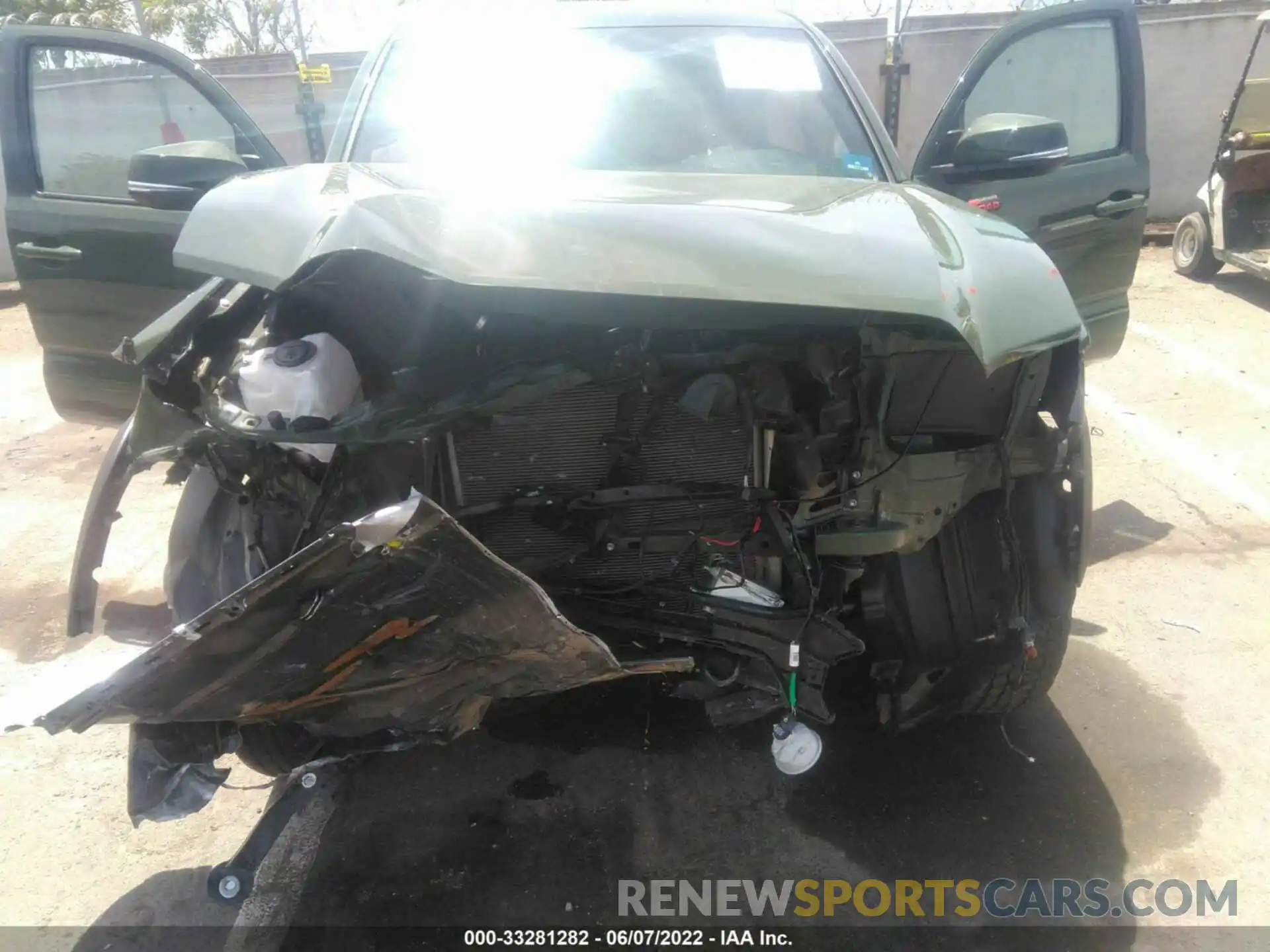 6 Photograph of a damaged car 3TMDZ5BN0MM116993 TOYOTA TACOMA 4WD 2021