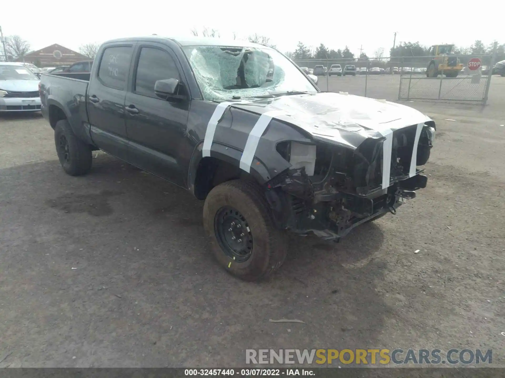 1 Photograph of a damaged car 3TMDZ5BN1MM106702 TOYOTA TACOMA 4WD 2021