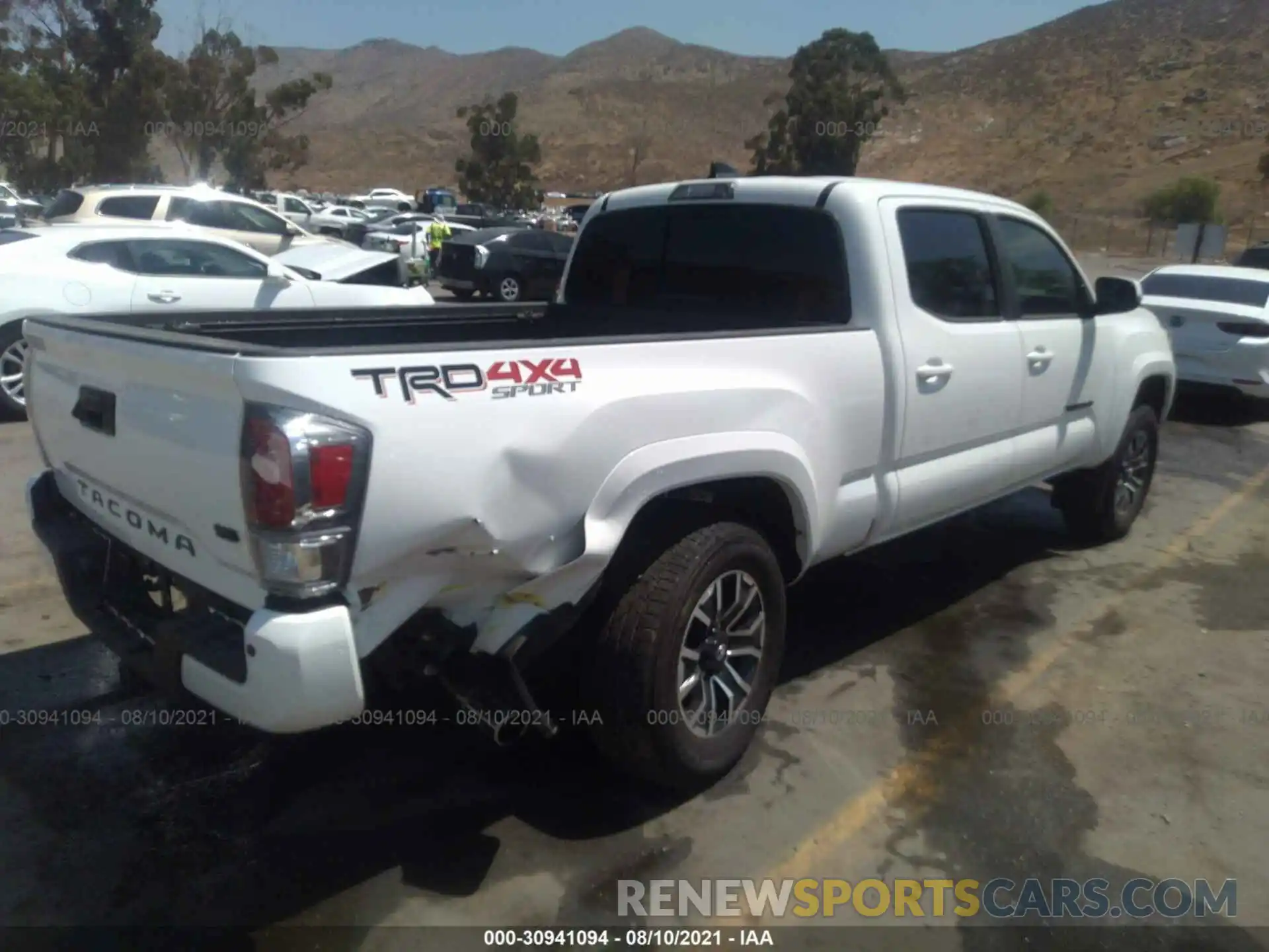 4 Фотография поврежденного автомобиля 3TMDZ5BN1MM107722 TOYOTA TACOMA 4WD 2021