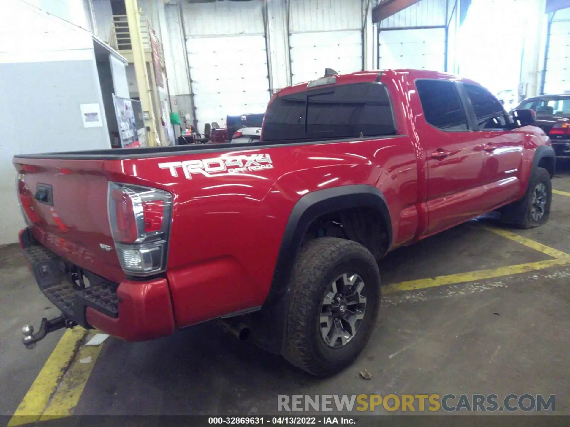 4 Photograph of a damaged car 3TMDZ5BN1MM108806 TOYOTA TACOMA 4WD 2021