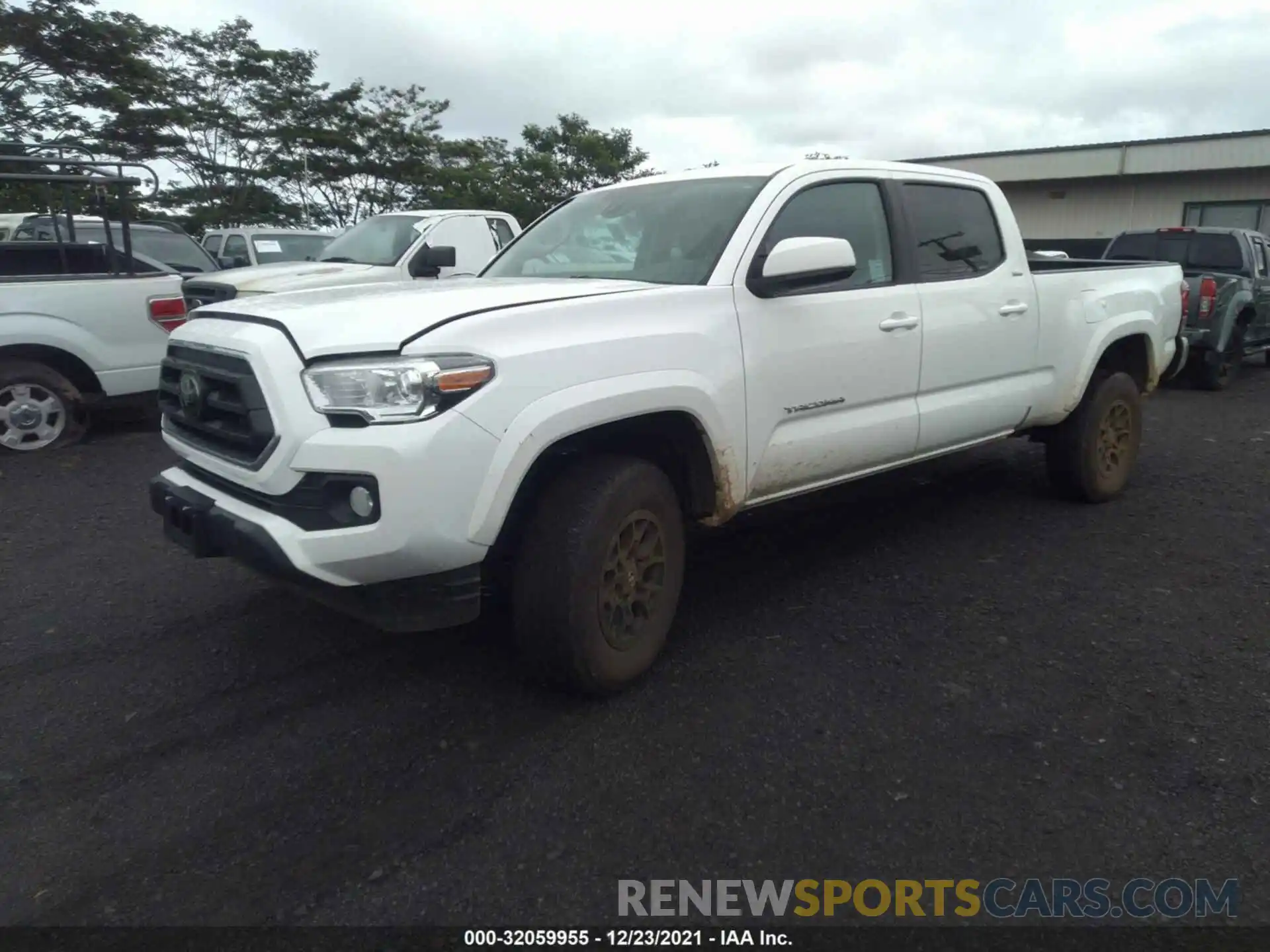 2 Photograph of a damaged car 3TMDZ5BN1MM112208 TOYOTA TACOMA 4WD 2021