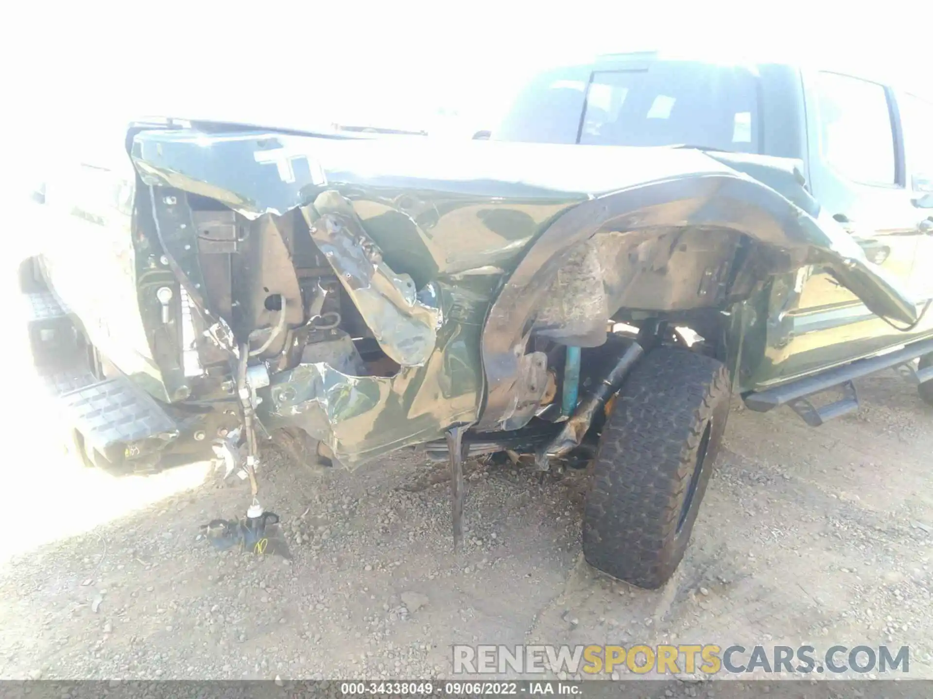 6 Photograph of a damaged car 3TMDZ5BN2MM108443 TOYOTA TACOMA 4WD 2021