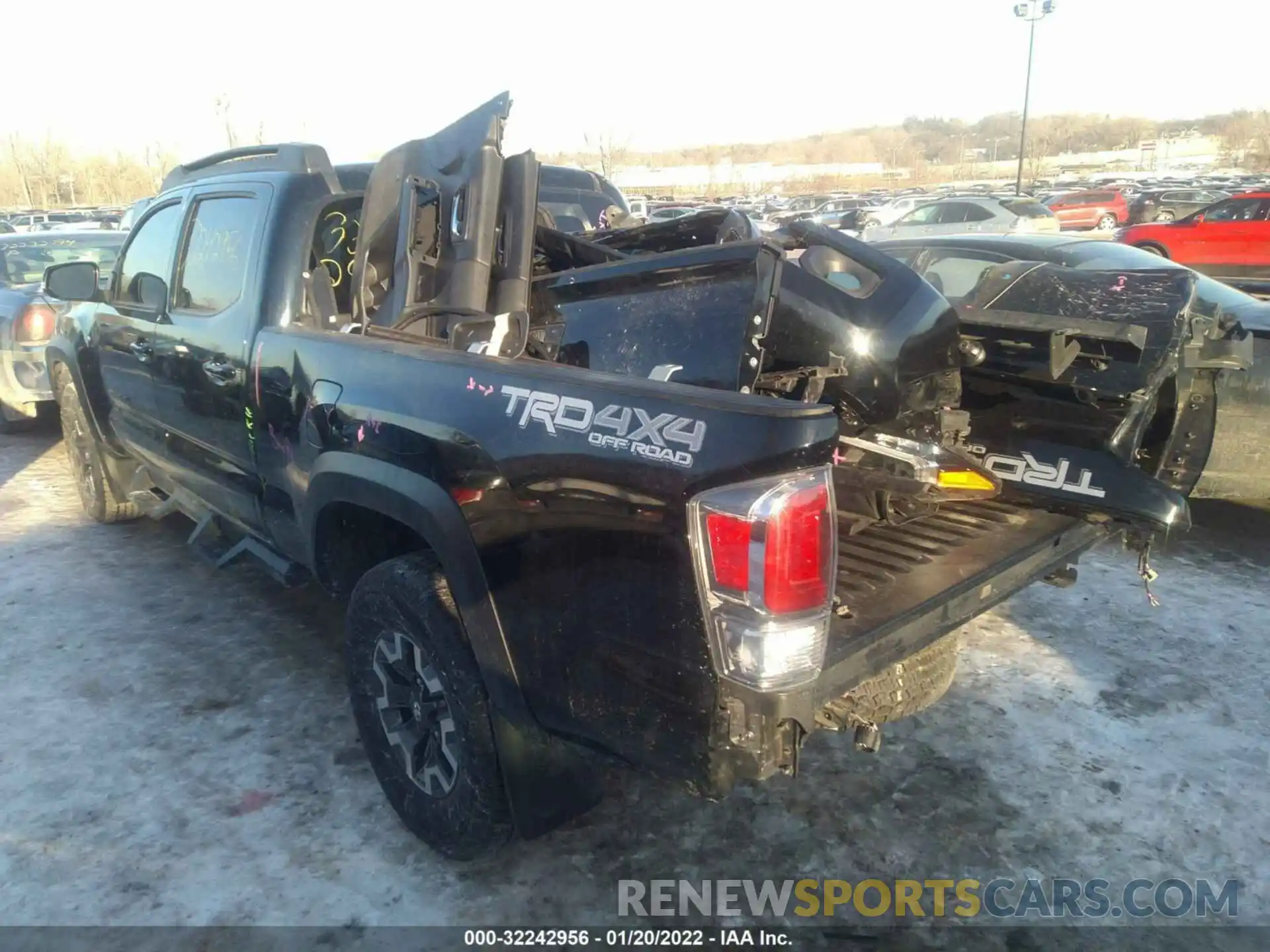 3 Photograph of a damaged car 3TMDZ5BN2MM109897 TOYOTA TACOMA 4WD 2021