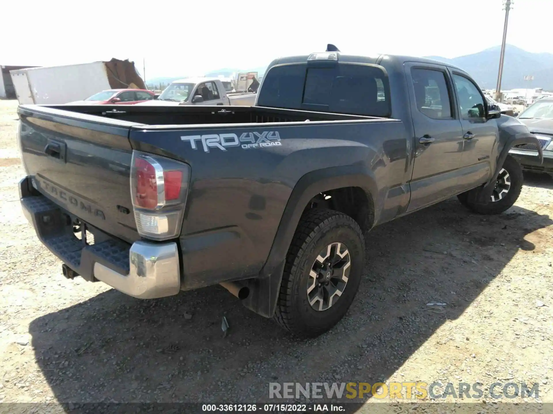 4 Photograph of a damaged car 3TMDZ5BN2MM113528 TOYOTA TACOMA 4WD 2021