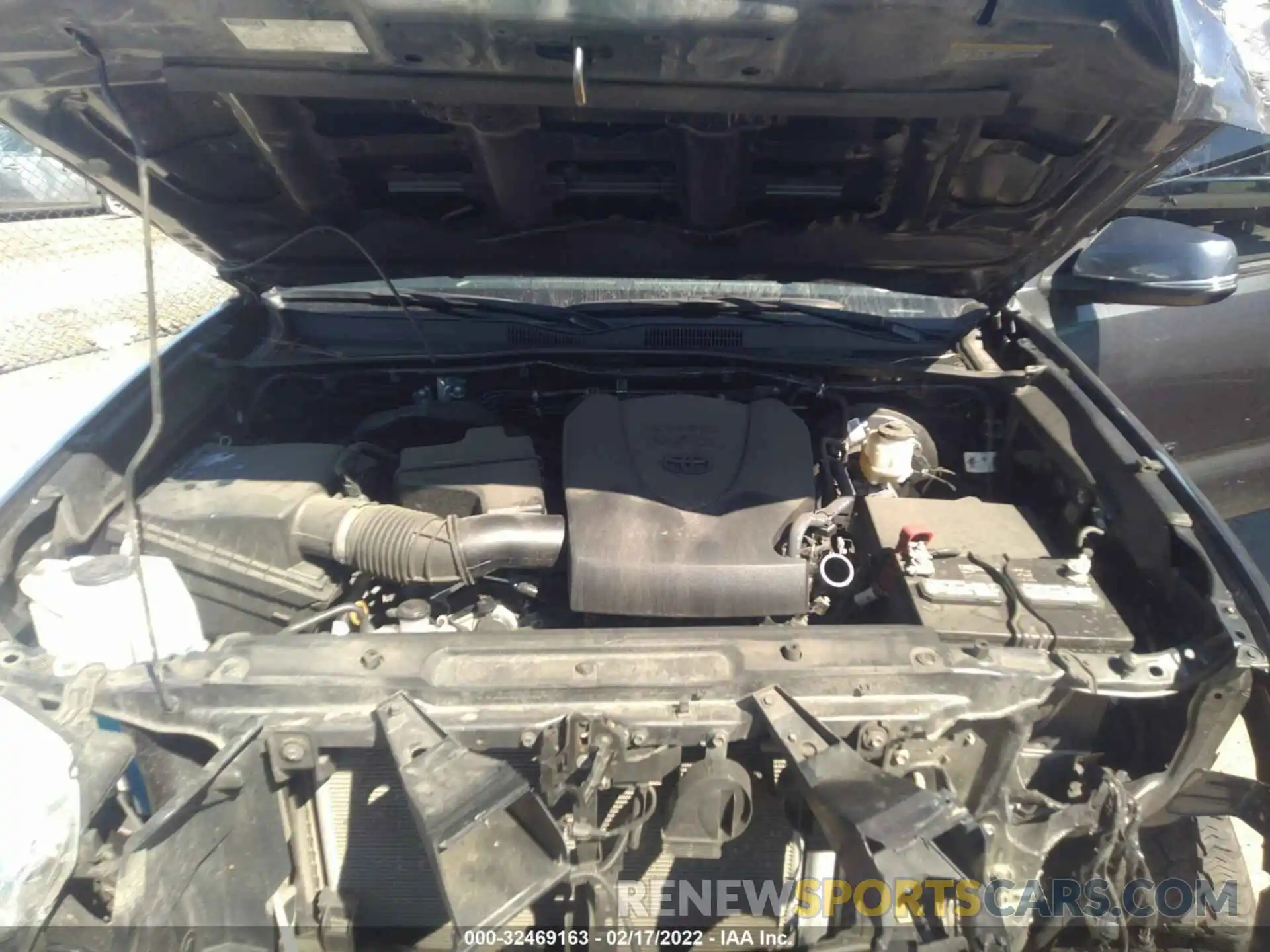 10 Photograph of a damaged car 3TMDZ5BN4MM101123 TOYOTA TACOMA 4WD 2021